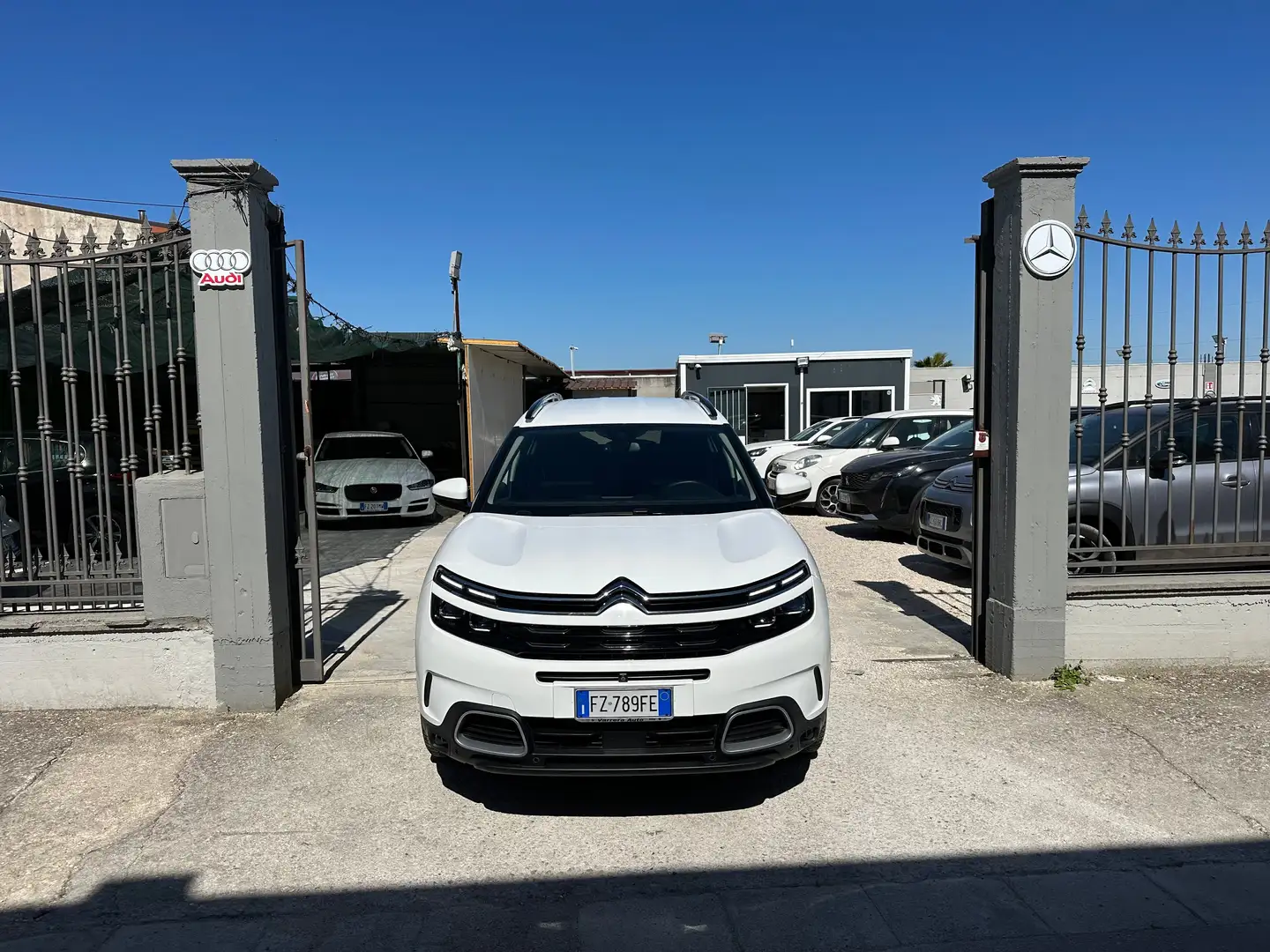 Citroen C5 Aircross C5 Aircross 1.5 bluehdi Shine Cambio Automatico Bianco - 2