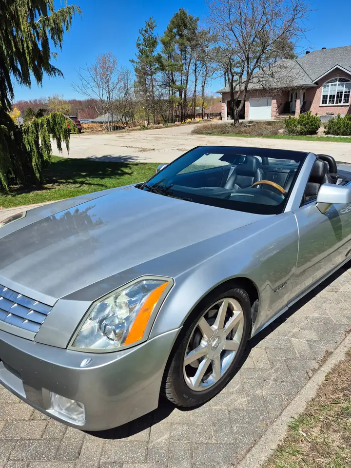 Cadillac XLR fotografie Cadillac XLR