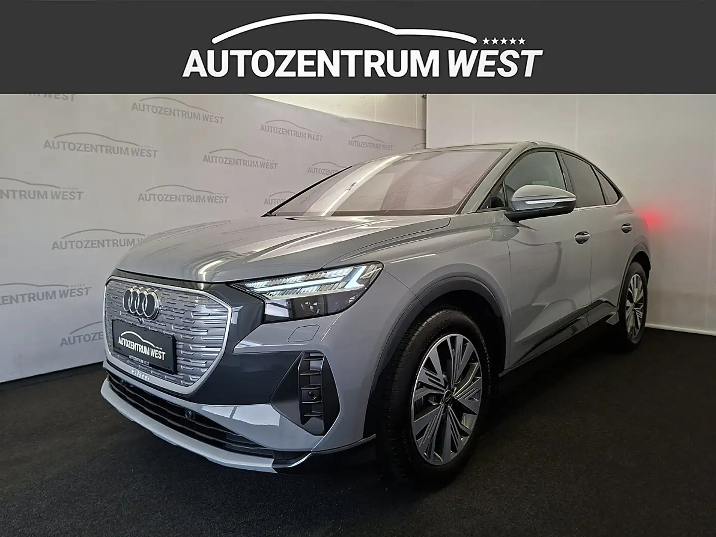 Audi Q4 e-tron Q4 SP e-tron 82kWh...Matrix/Navi/Head up Grau - 2