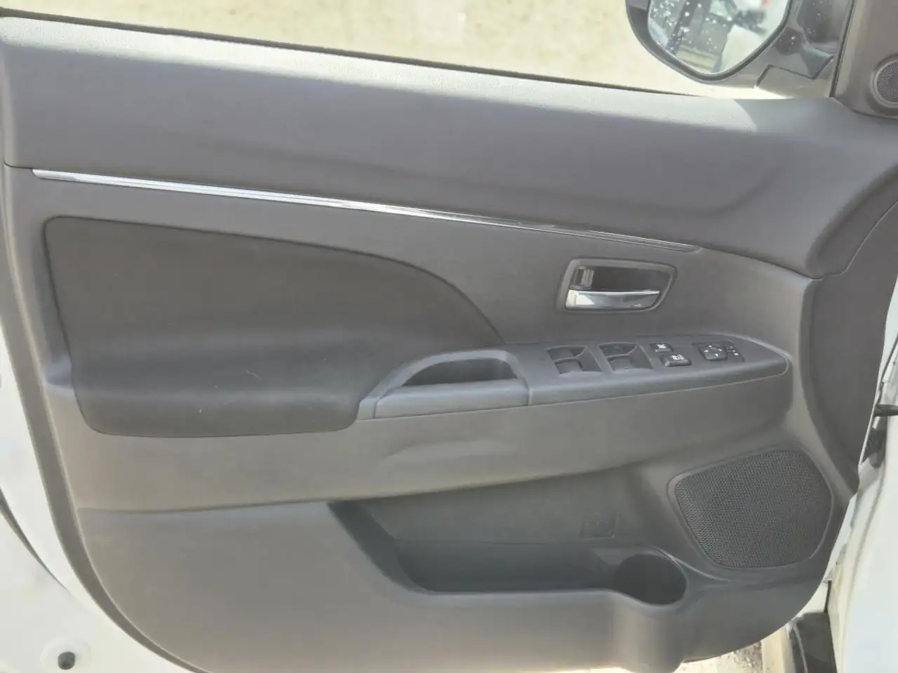 Mitsubishi RVR снимка Mitsubishi RVR