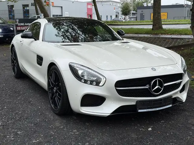 Mercedes-Benz 4.0 V8 DCT