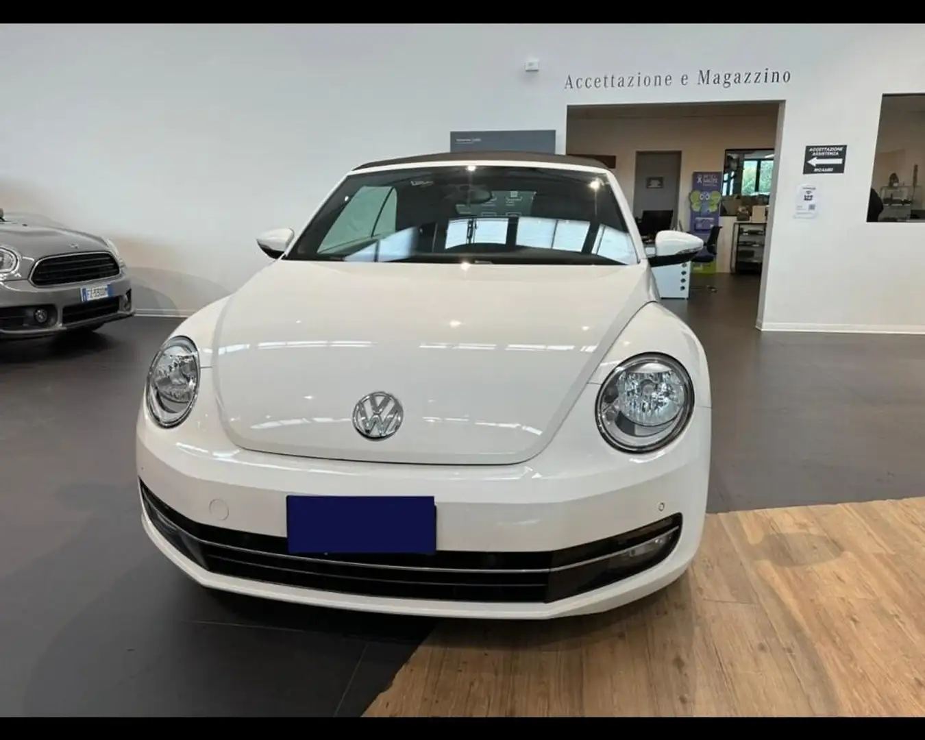 Volkswagen Maggiolino Cabrio 1.2 tsi Design Argento - 2