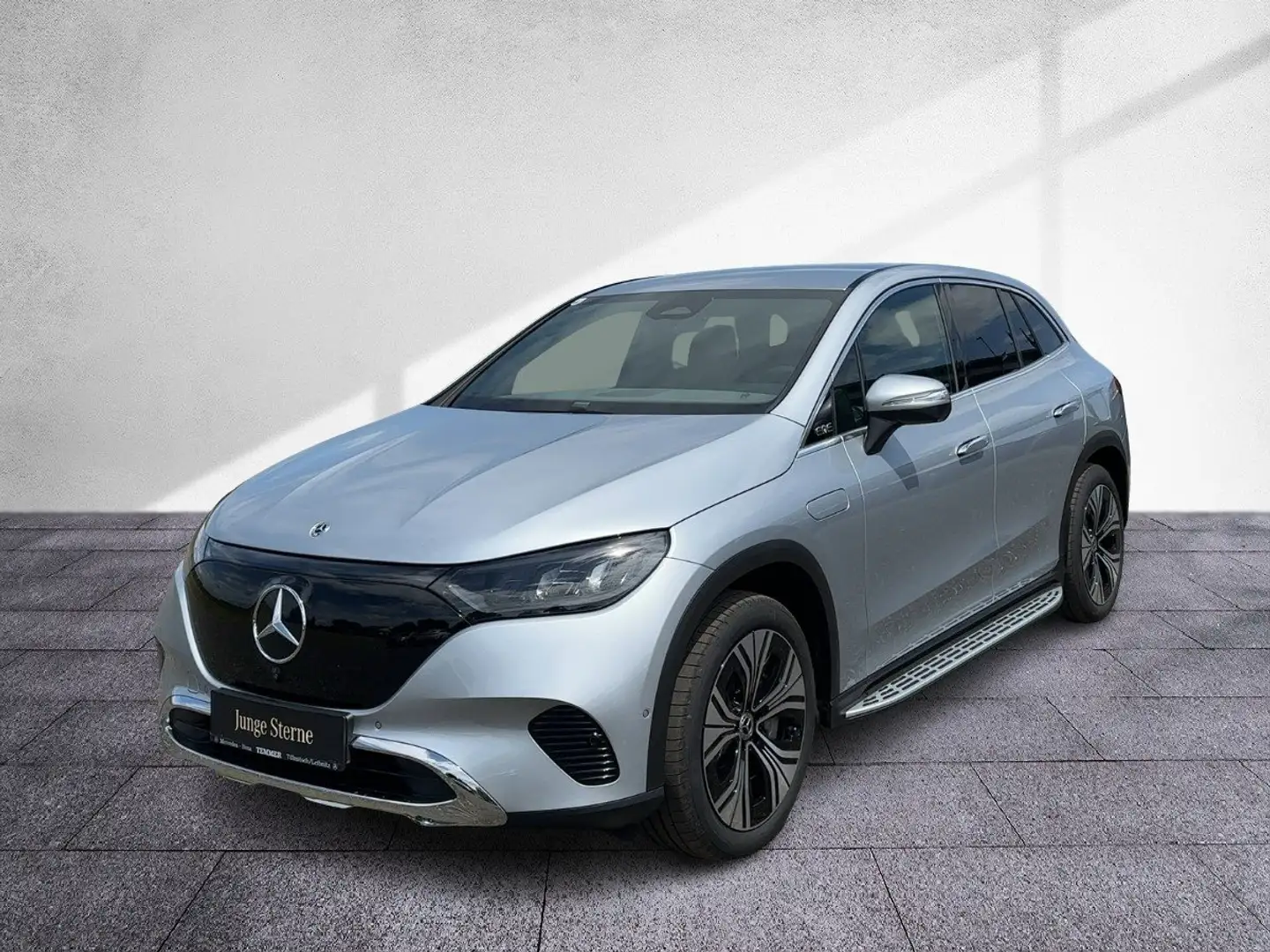 Mercedes-Benz EQE SUV EQE 350+ SUV Electric Art NP:85.906 Advanced+ AHV Silber - 2