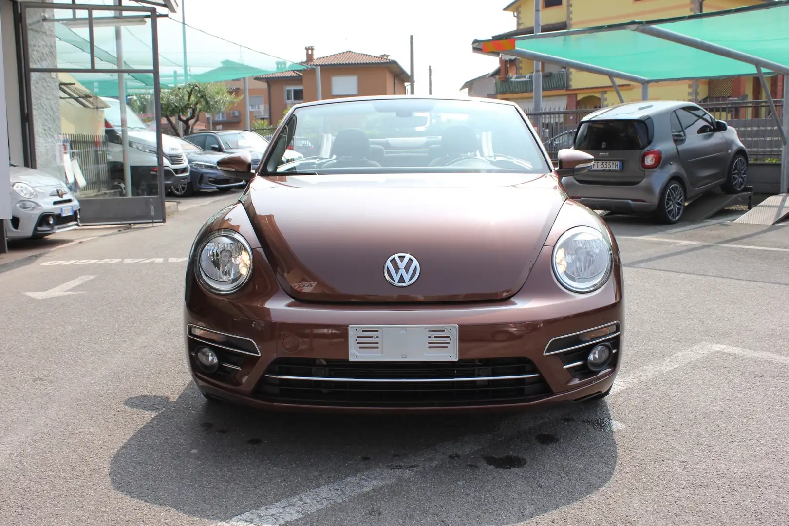 Volkswagen Maggiolino SOUND 1.2 TSI CABRIO DSG CON PADDLE RETROCAMERA Hnědá - 2