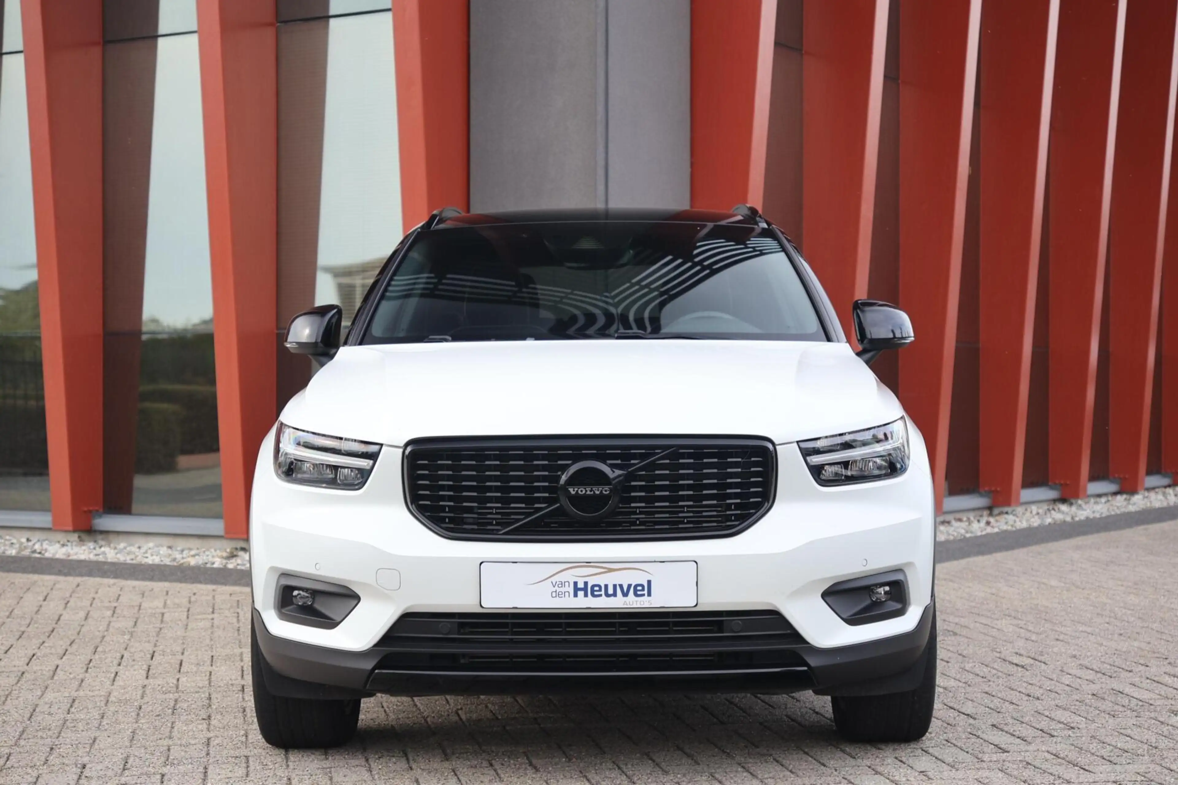 Volvo XC40 T5 Recharge R-Design | Parkeercamera | Trekhaak | — photo 2