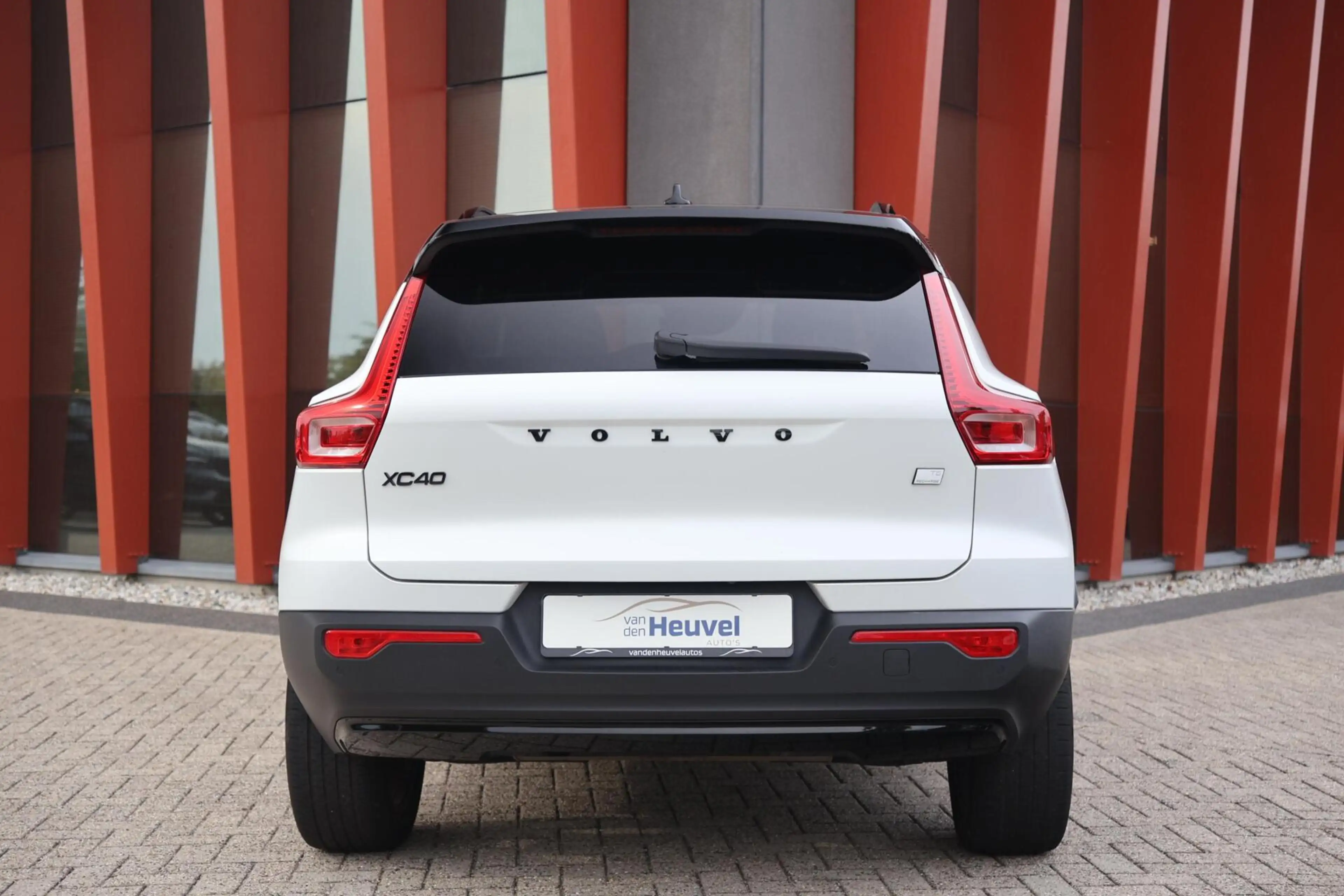 Volvo XC40 T5 Recharge R-Design | Parkeercamera | Trekhaak | — photo 4