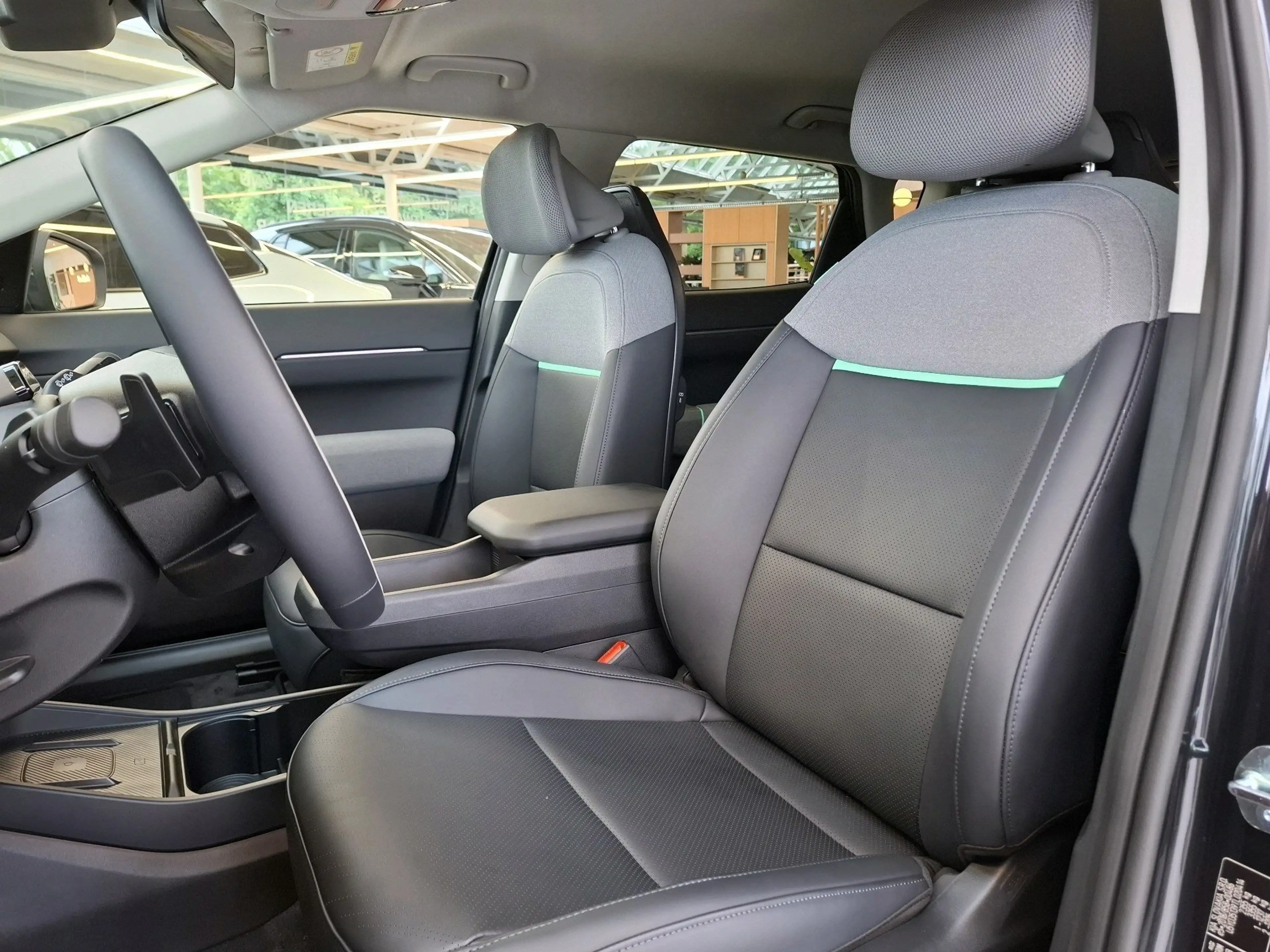 Kia EV4 81 FWD 150 kW Earth SONDERKONDITIONEN — photo 4