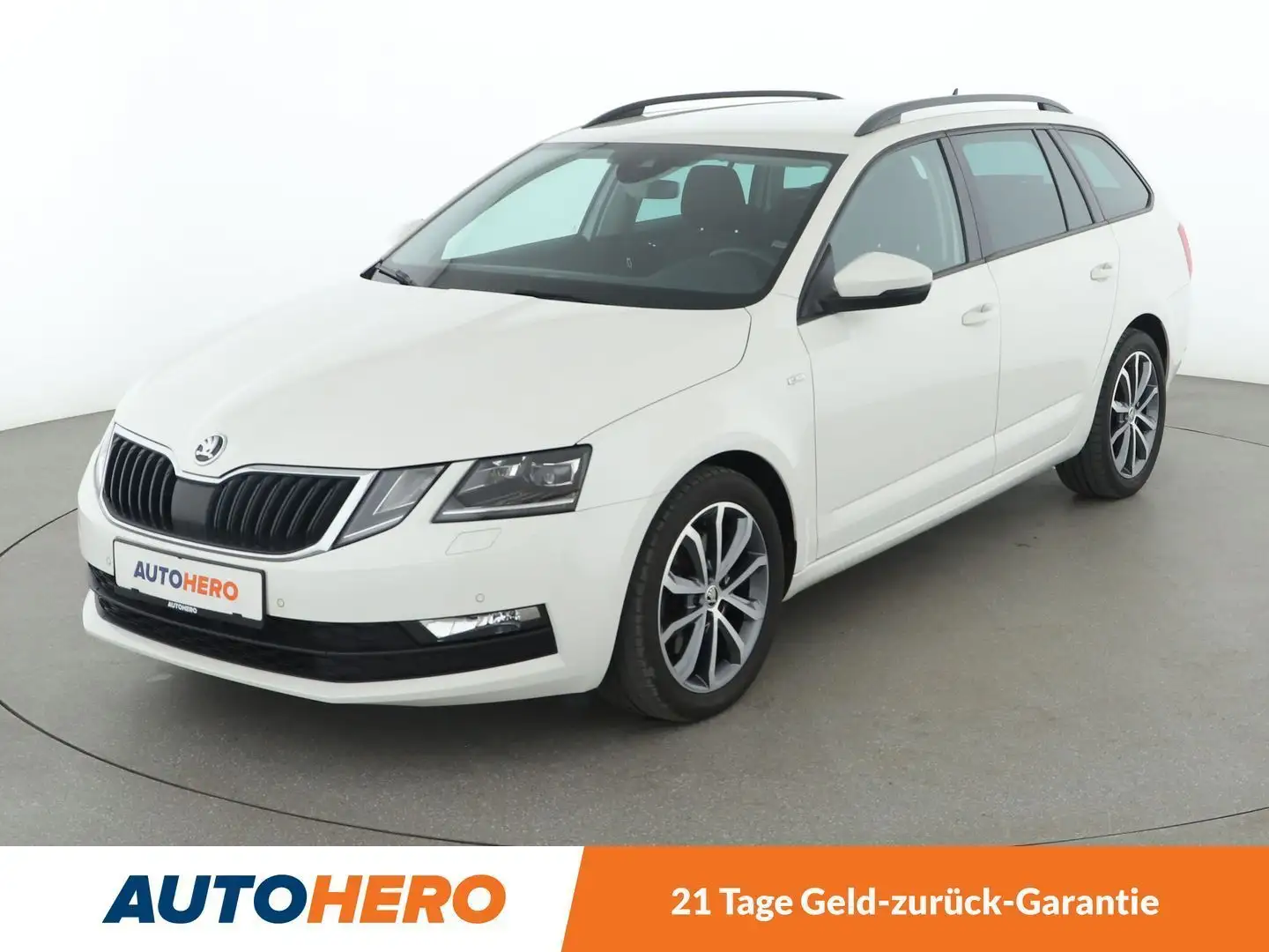 Skoda Octavia 1.5 TSI ACT Soleil Aut.*NAVI*PDC*SHZ*ACC*LED*KLIMA Blanc - 1