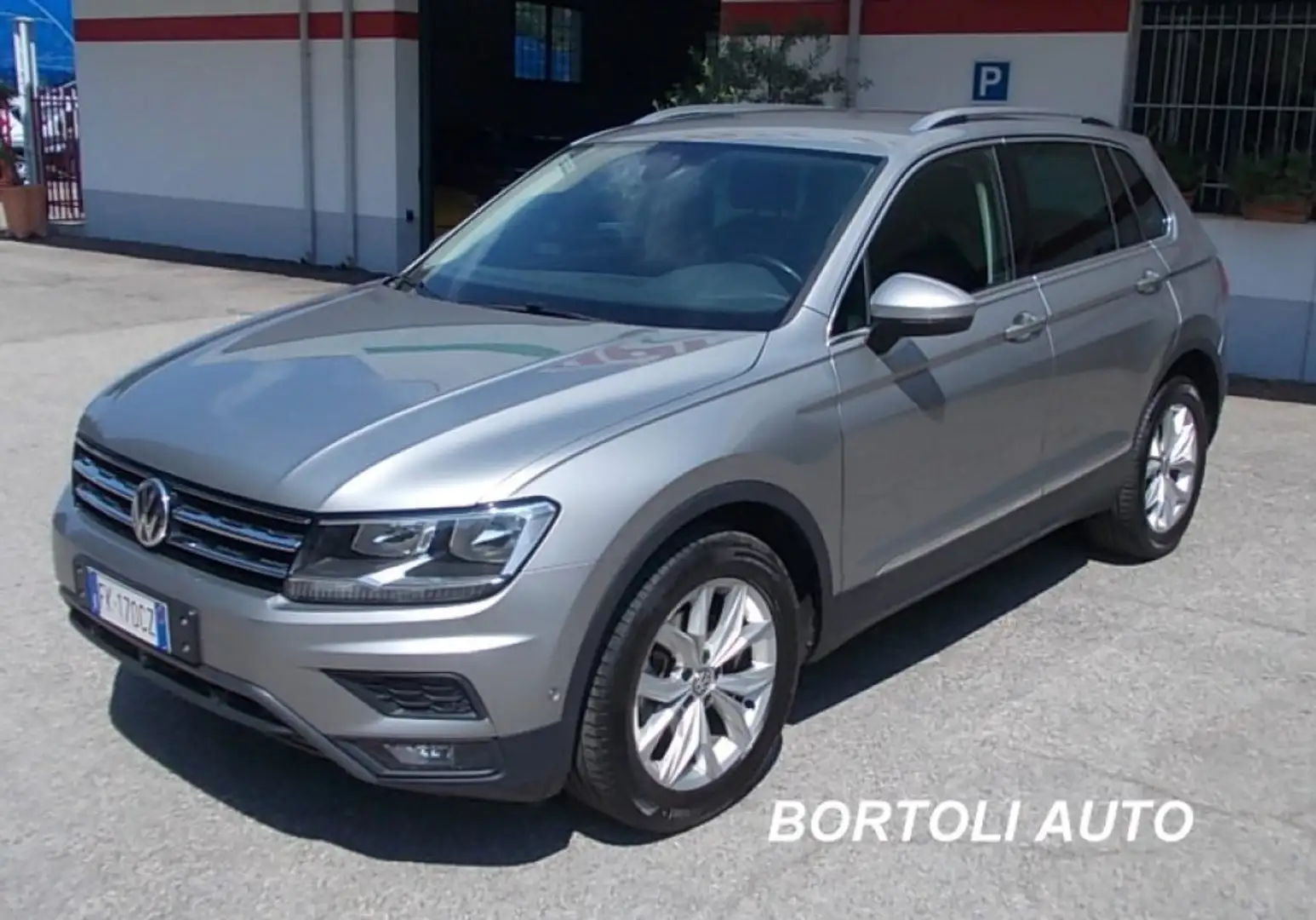 Volkswagen Tiguan 2.0 TDI 155.000 KM SCR 4MOTION EXECUTIVE BMT FULL Grigio - 1
