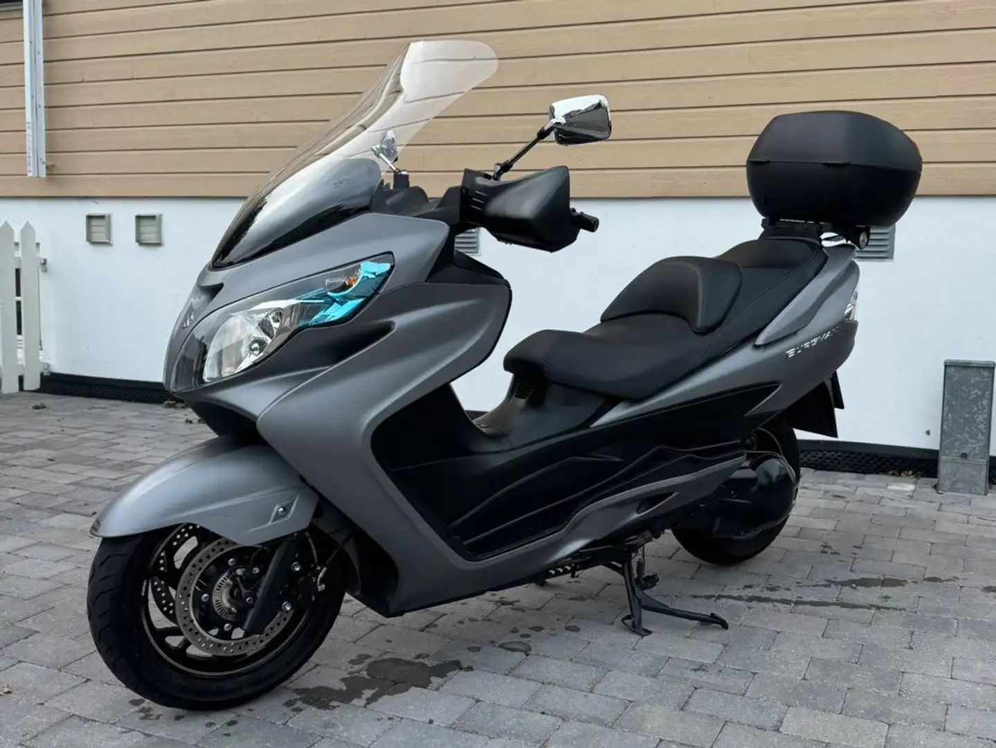 Suzuki Burgman 400 Gri - 1