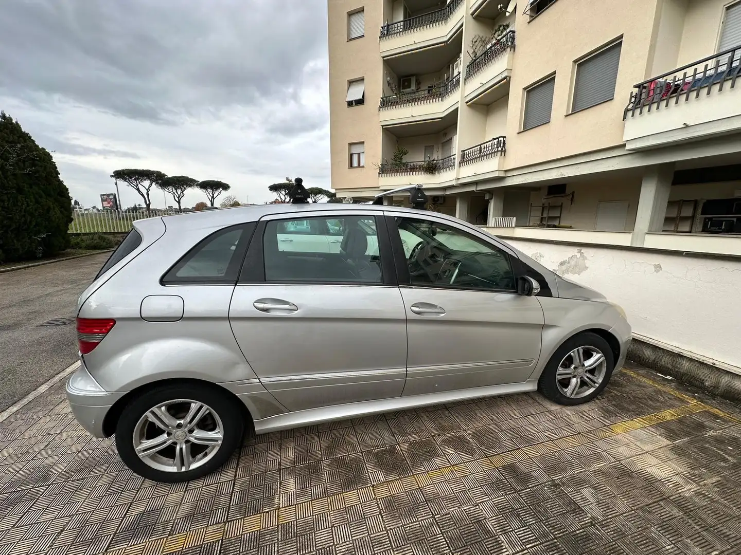 Mercedes-Benz B 180 Classe B - T245 cdi Sport Argento - 2