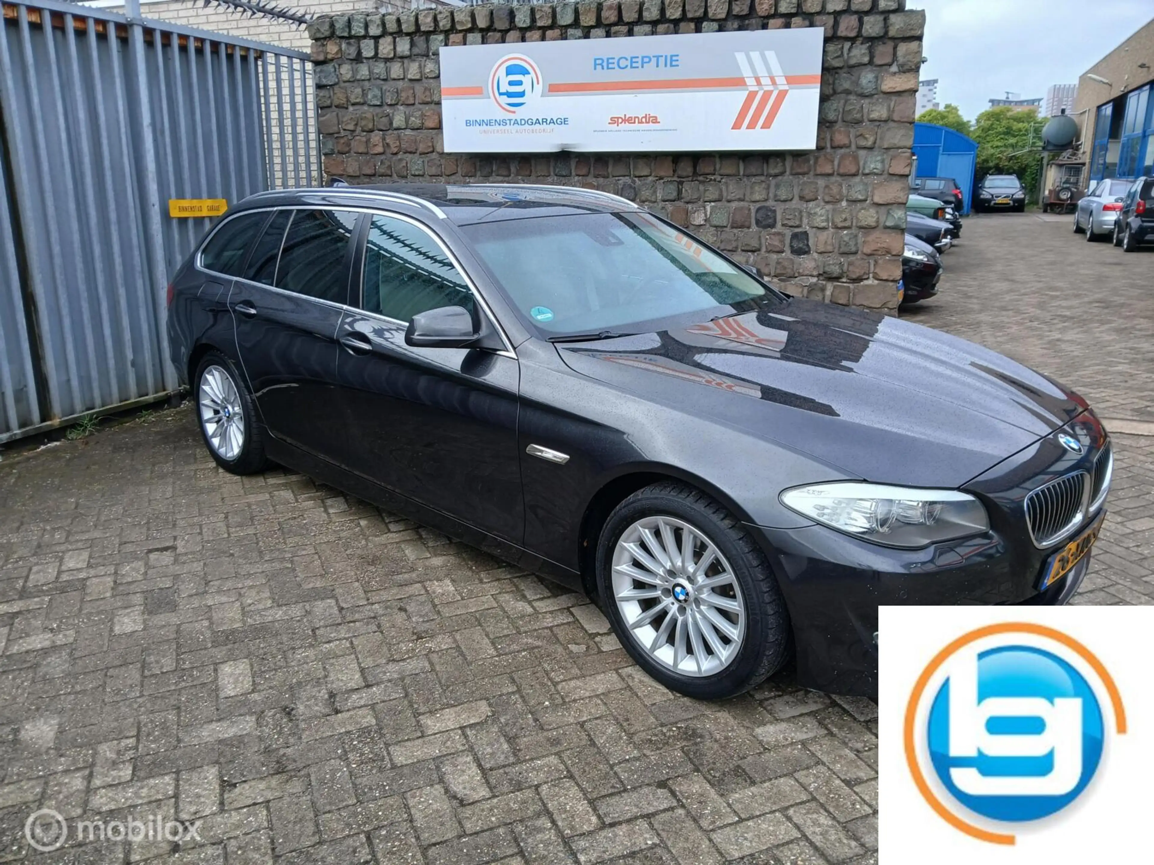 BMW 528 5-serie Touring 528i — photo 2
