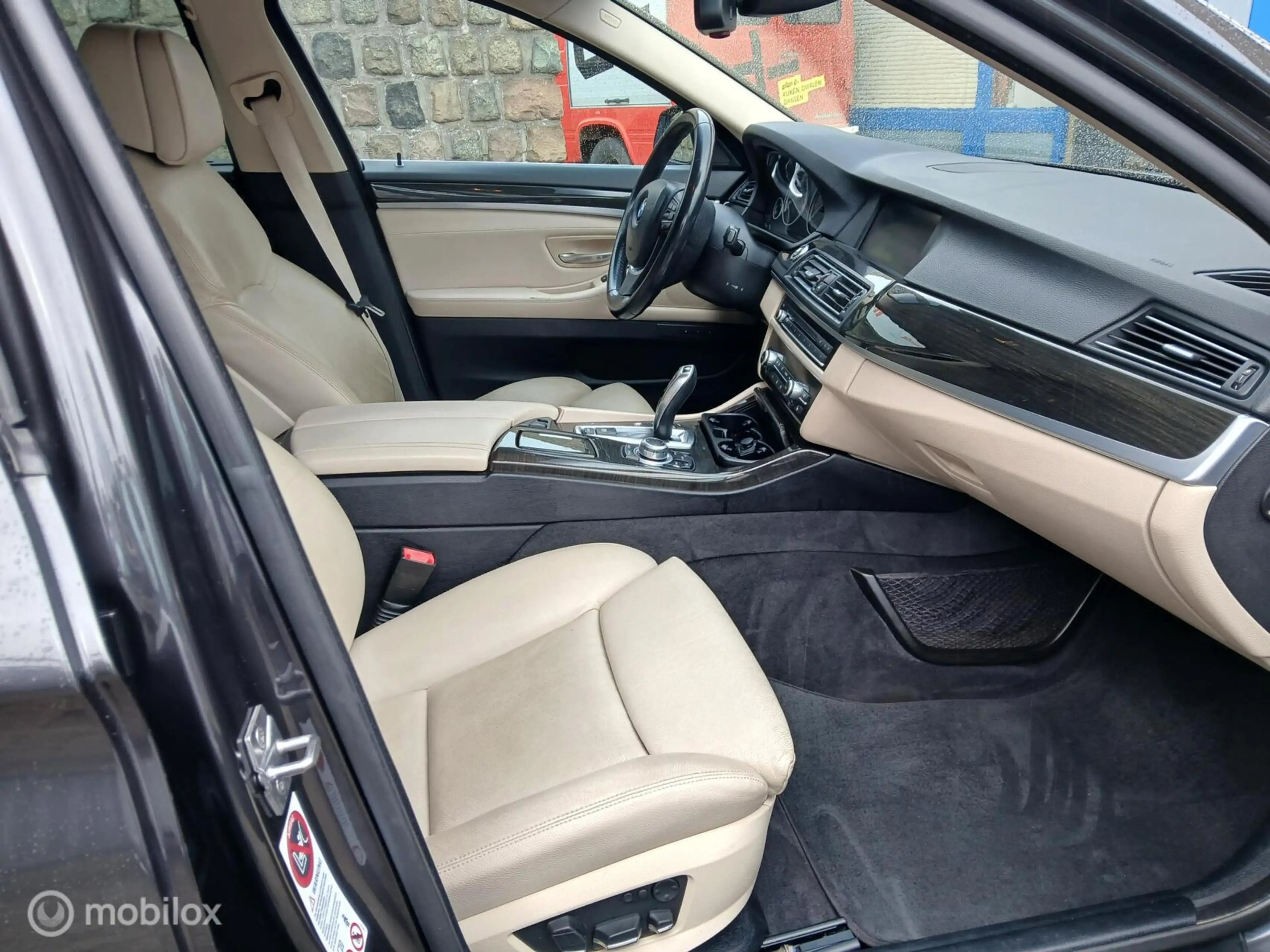 BMW 528 5-serie Touring 528i — photo 14