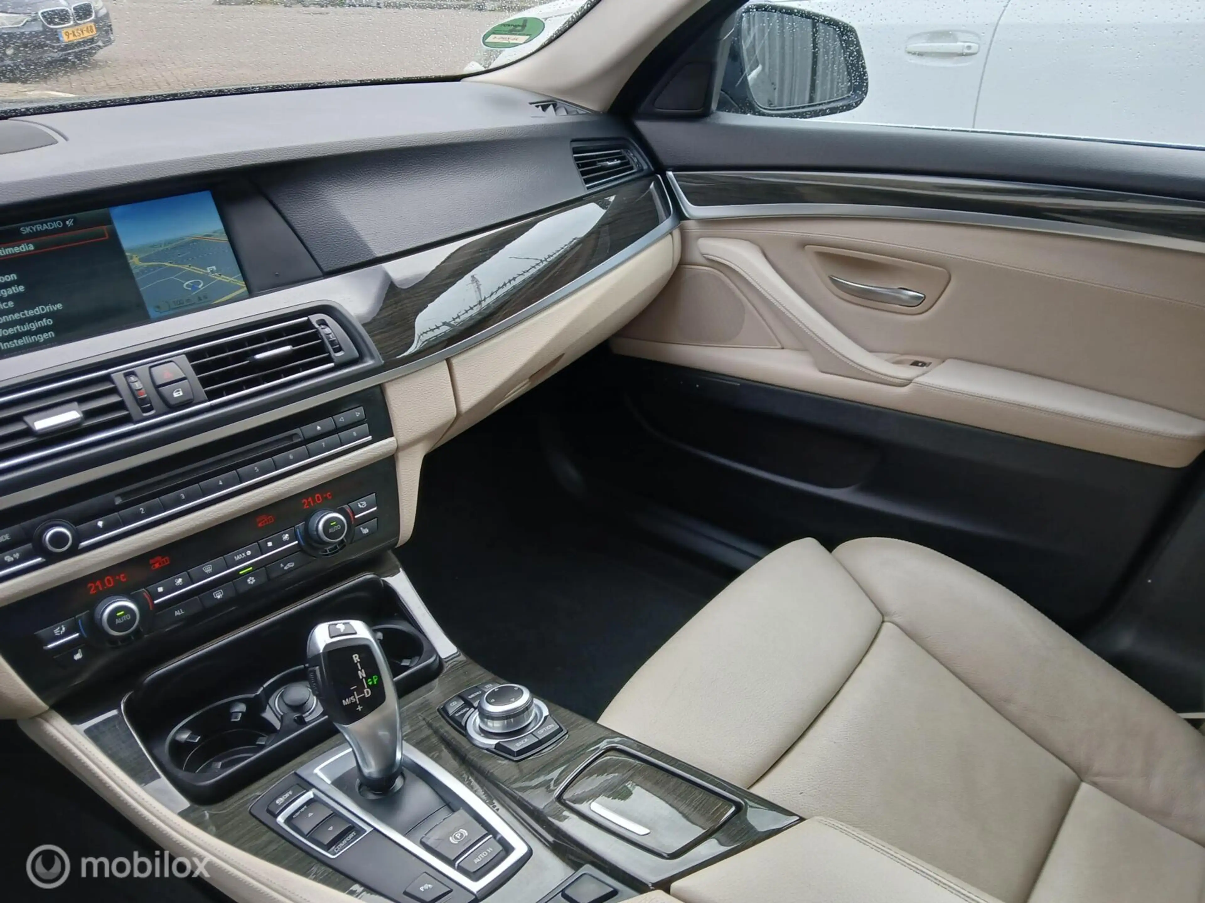BMW 528 5-serie Touring 528i — photo 9