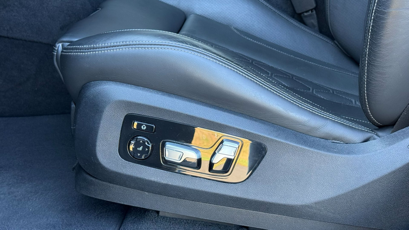 BMW X6 M50d M-Sportpaket — photo 15