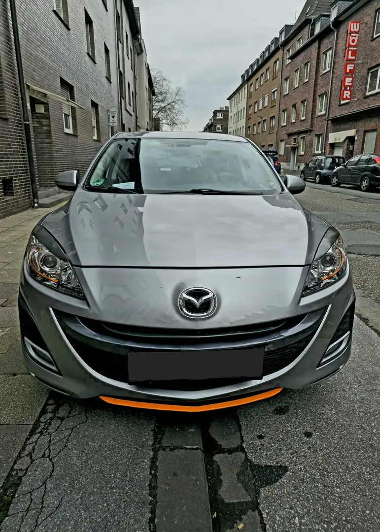 Mazda 3 1.6 MZR Grau - 1