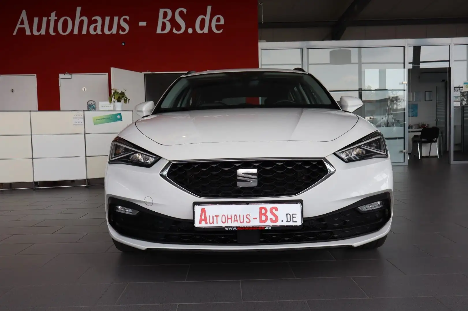 SEAT Leon Sportstourer 2.0 TDI DSG,KameraNaviLED,1Hd Weiß - 2