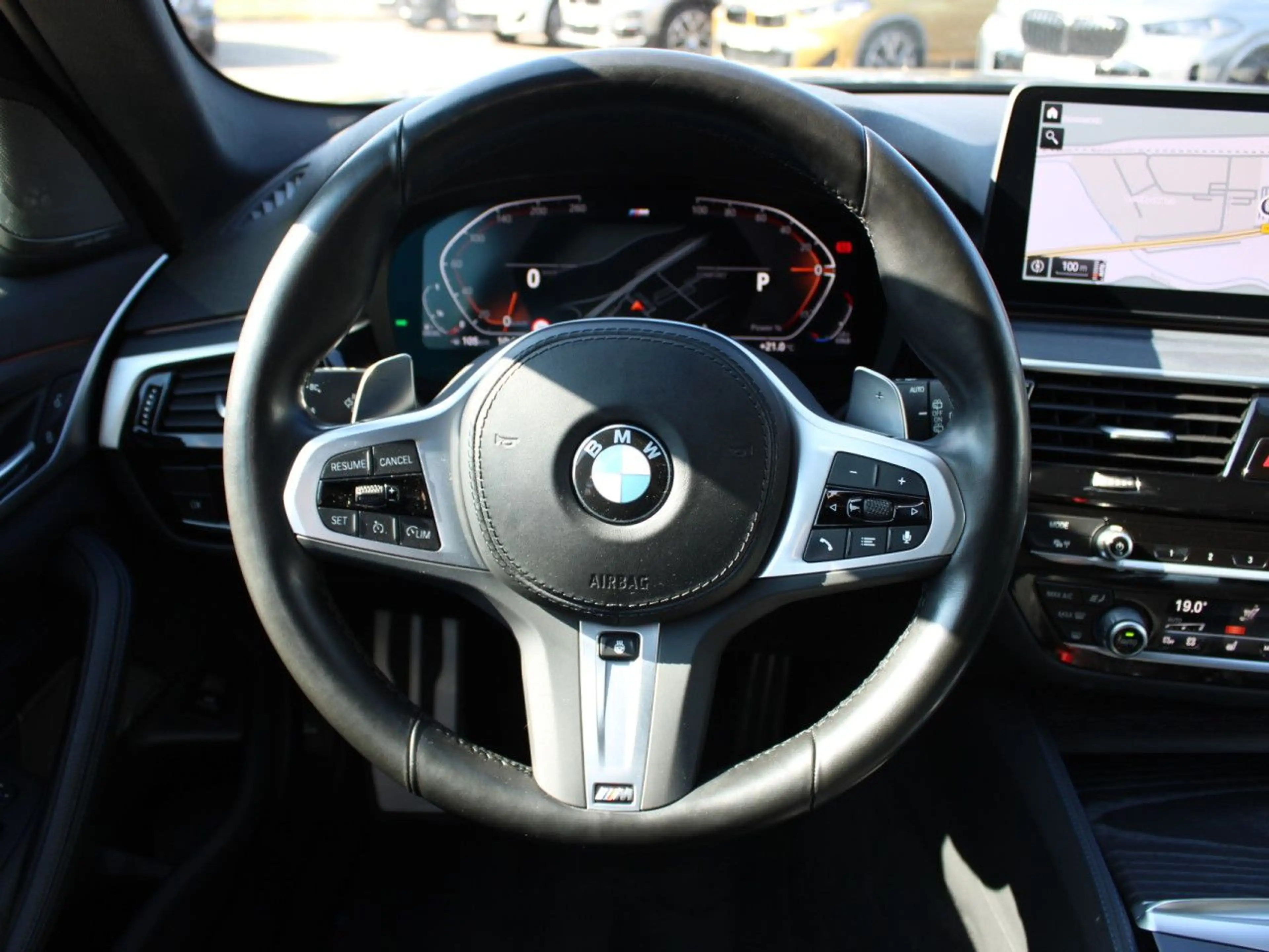 BMW 540 d xDr.T.M Sport Pro Standh.SuView Soft AHK19" — photo 11