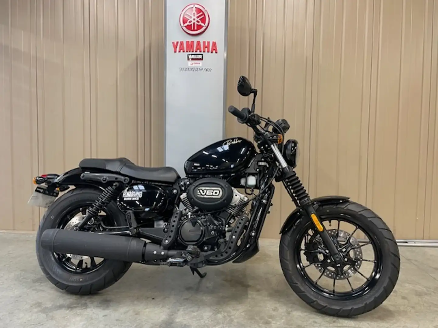 Hyosung GV 125 Schwarz - 1