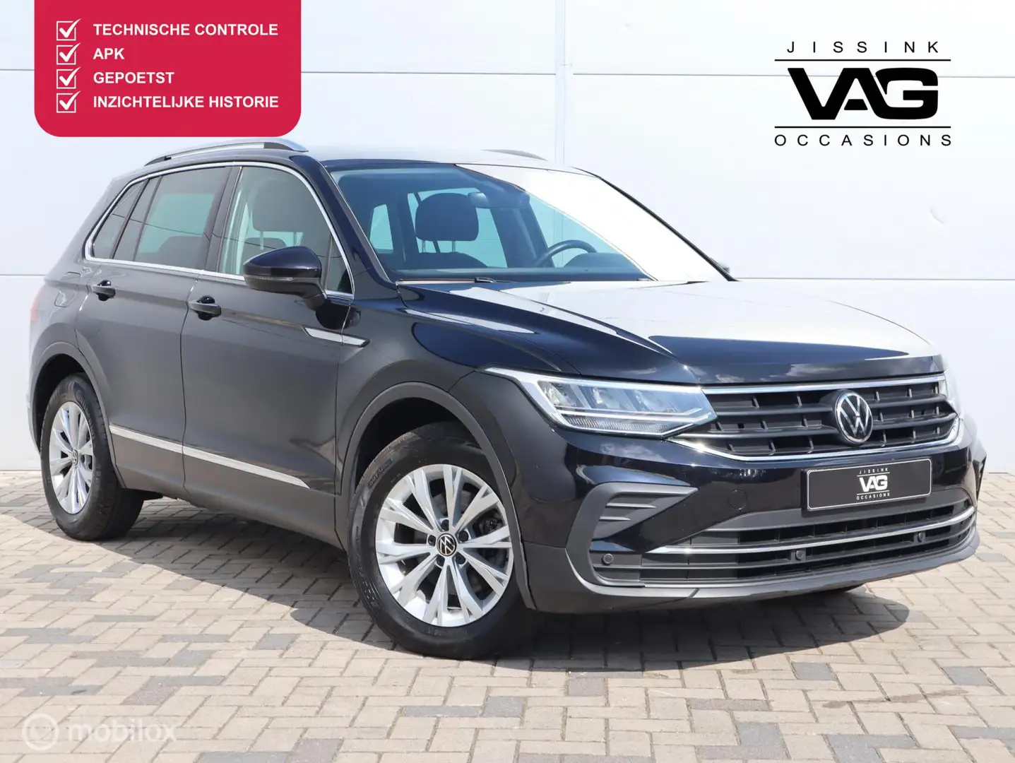 Volkswagen Tiguan 1.5 TSI Life Virtual Camera PDC ACC Lane Assist Nero - 1