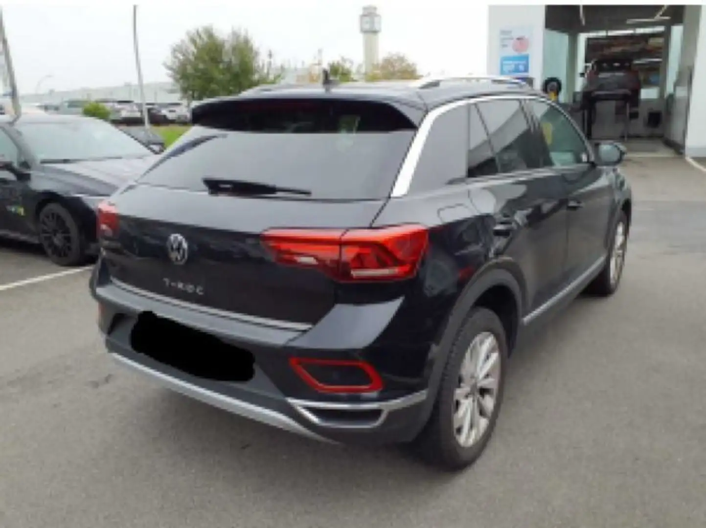 Volkswagen T-Roc T-ROC Style 1.5TSI DSG*AHK*LED*NAV*SHZ*KLIMA* Zwart - 2