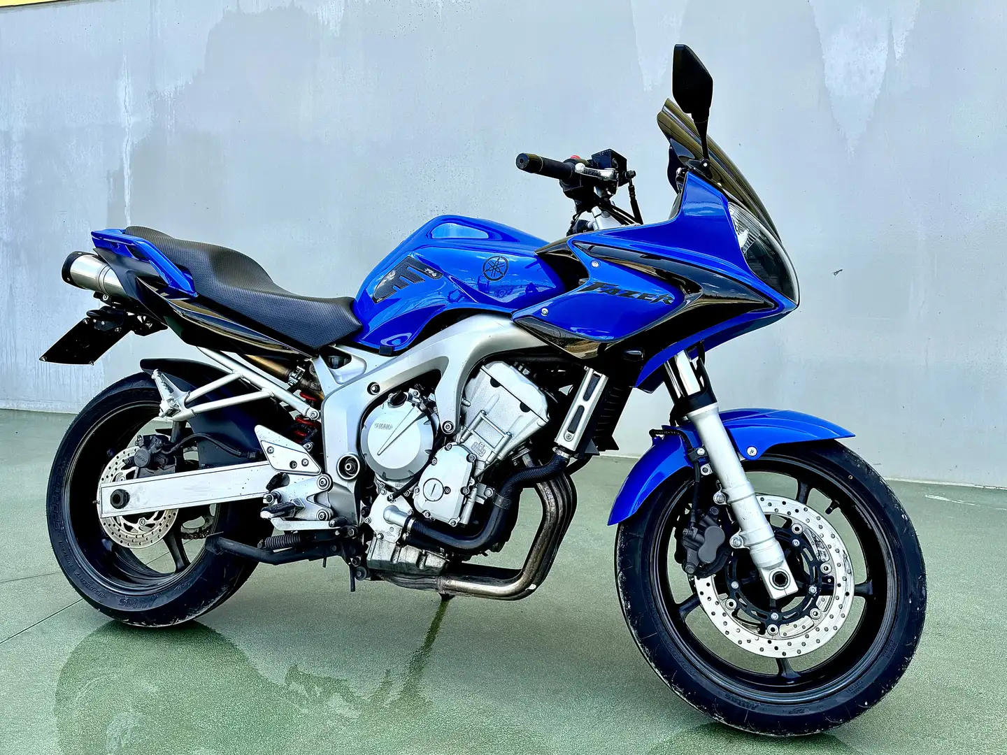 Yamaha FZ 6 FAZER 600 - 2