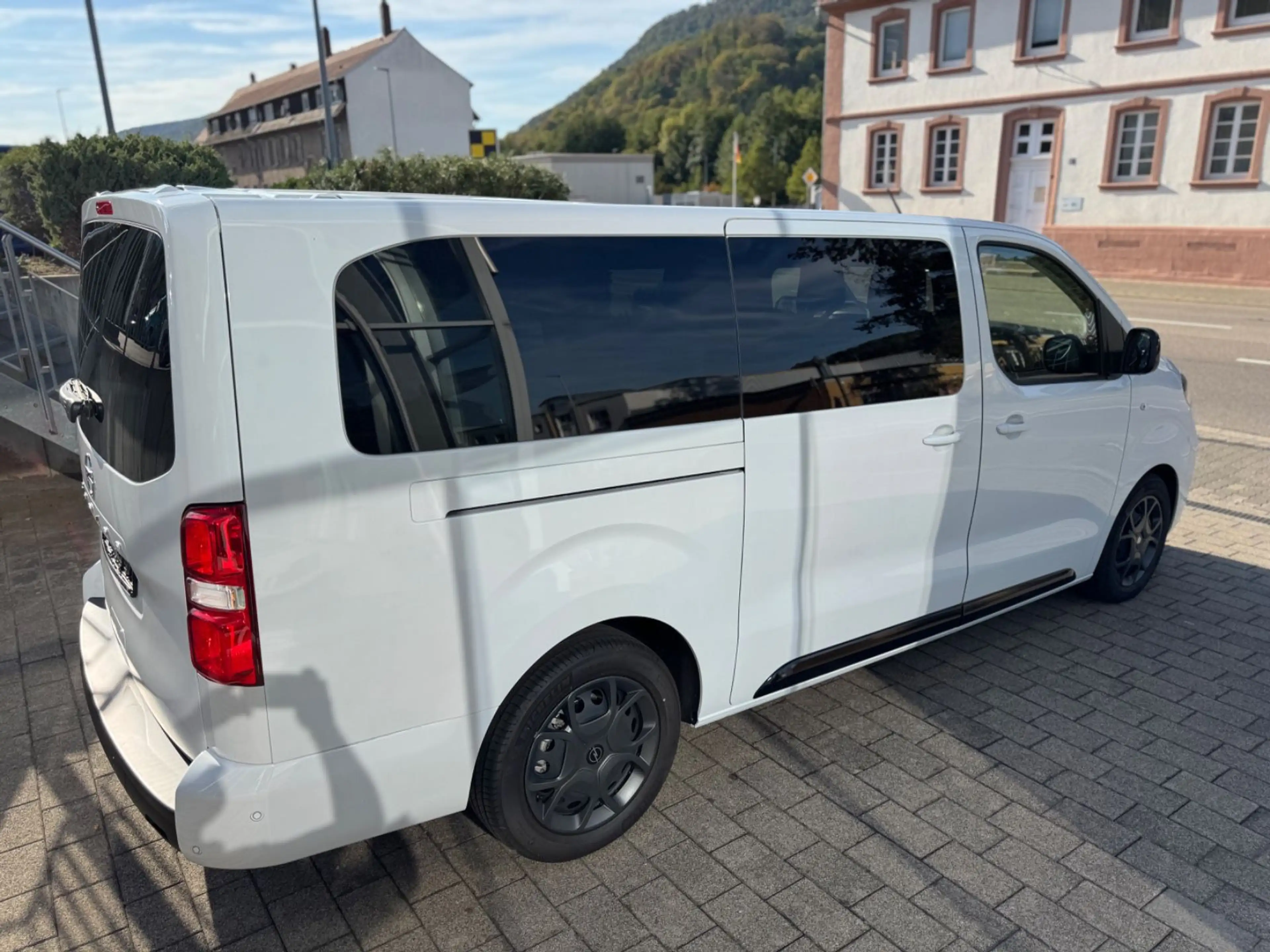 Opel Zafira Life EditionXL+Neuwagen+Kamera+ADAS — photo 8