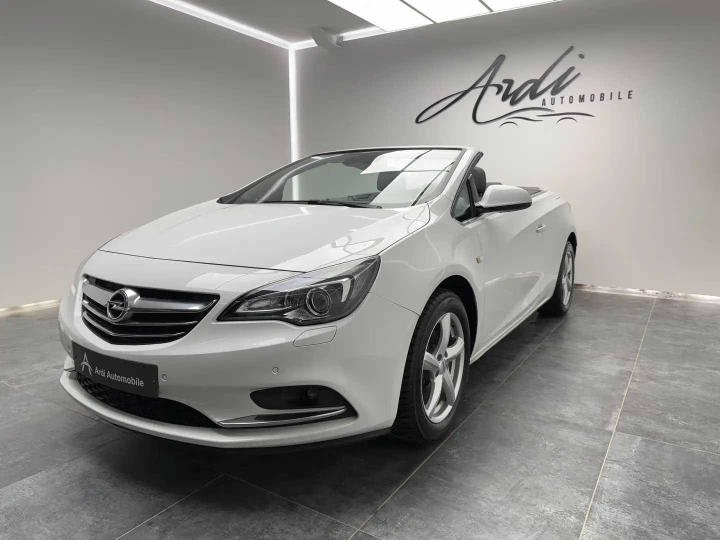 Opel Cascada 1.6 Turbo *GARANTIE 12 MOIS*SIEGES CHAUFFANTS*GPS* Bílá - 1