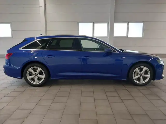 Audi A6 view 4