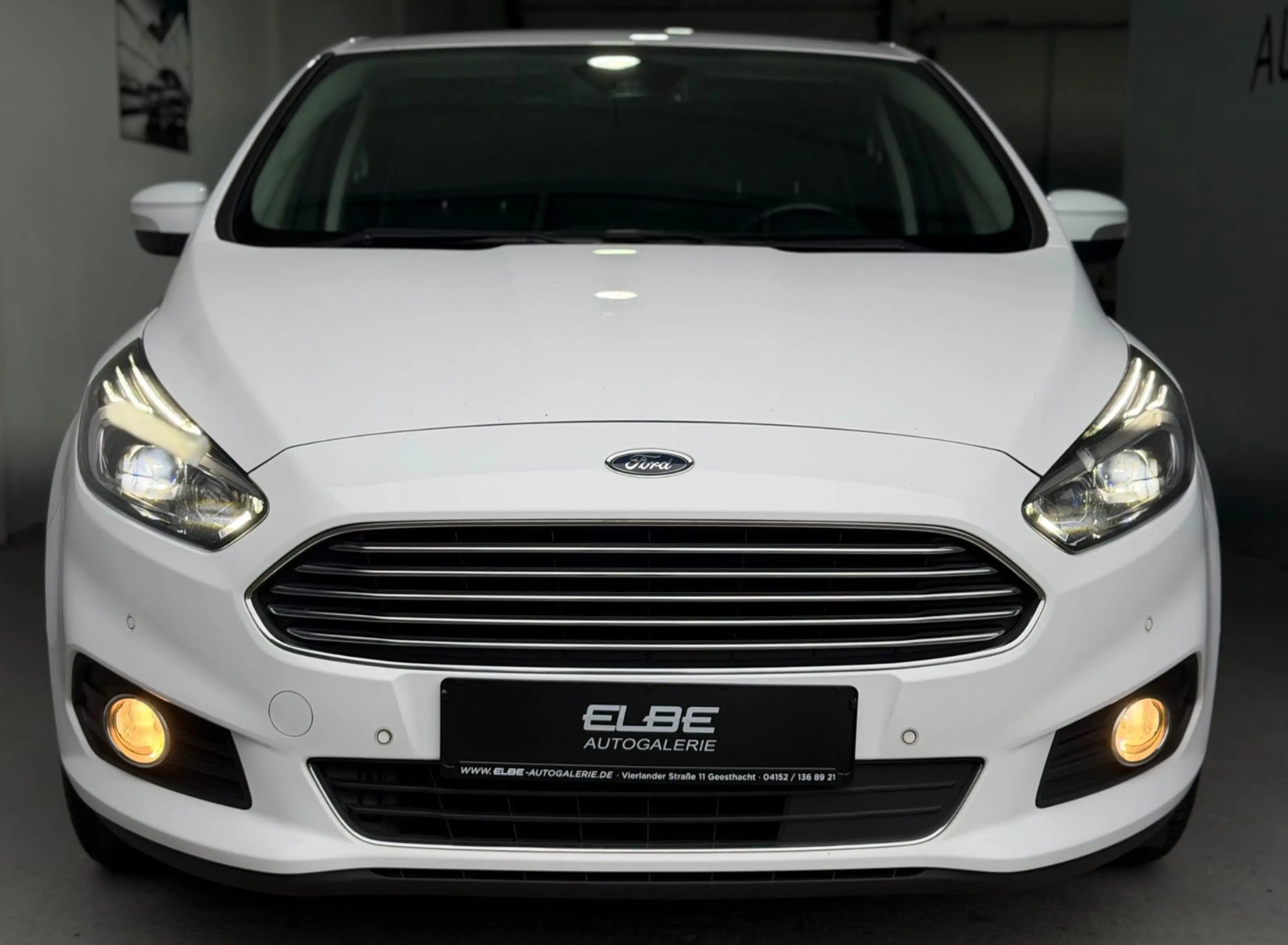 Ford S-Max 2.0 TDCI PowerShift Titanium 7-Sitzer Voll — photo 9