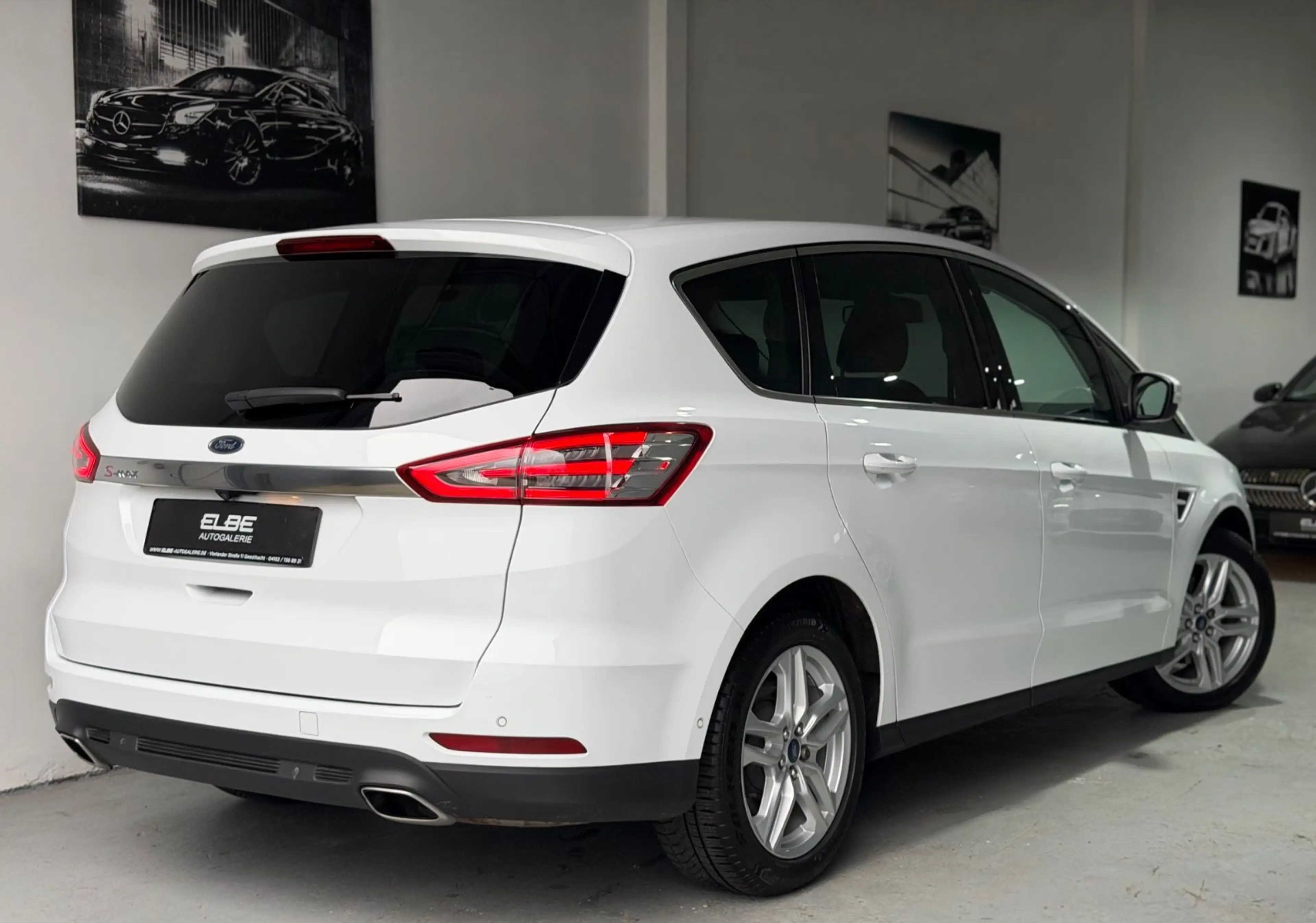 Ford S-Max 2.0 TDCI PowerShift Titanium 7-Sitzer Voll — photo 6