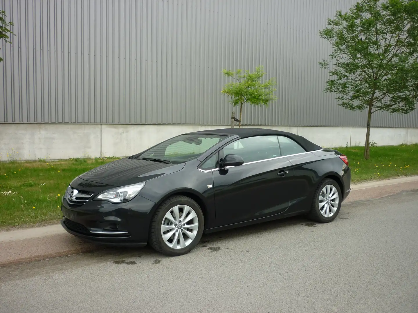 Opel Cascada 1.4 Turbo, Camera, Leder, Navi, !!! GARANTIE !!! Noir - 1