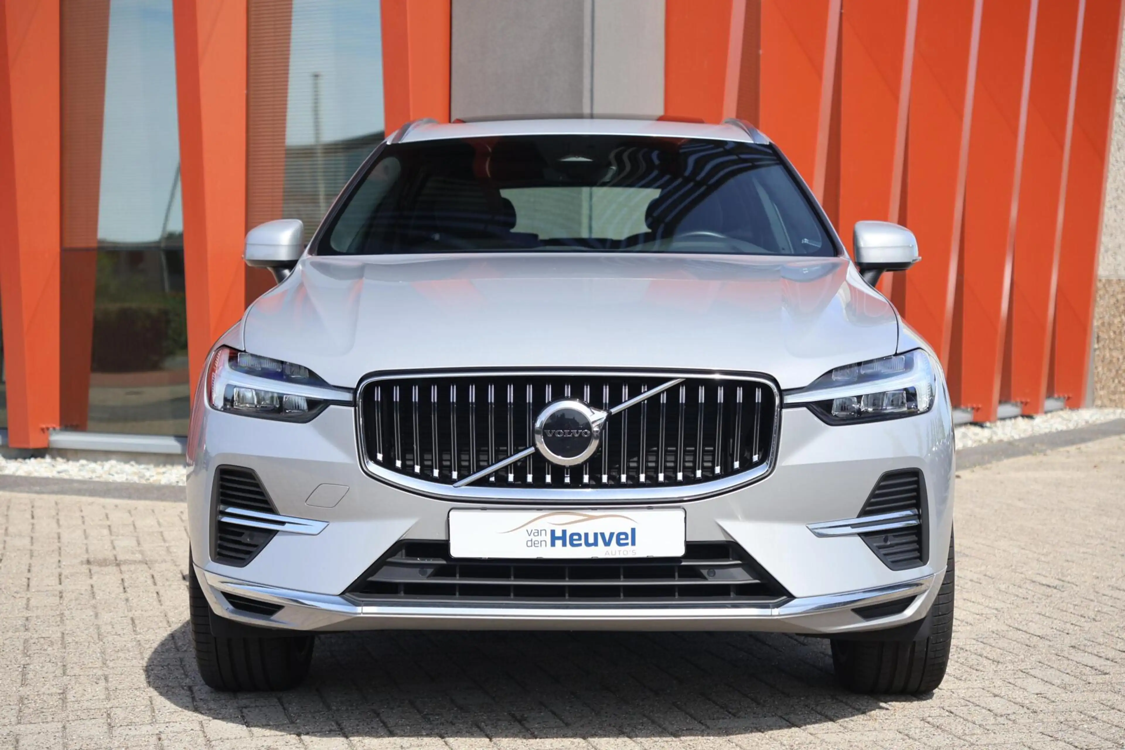 Volvo XC60 T6 Recharge AWD Plus Bright | Stoelverwarming | Tr — photo 2