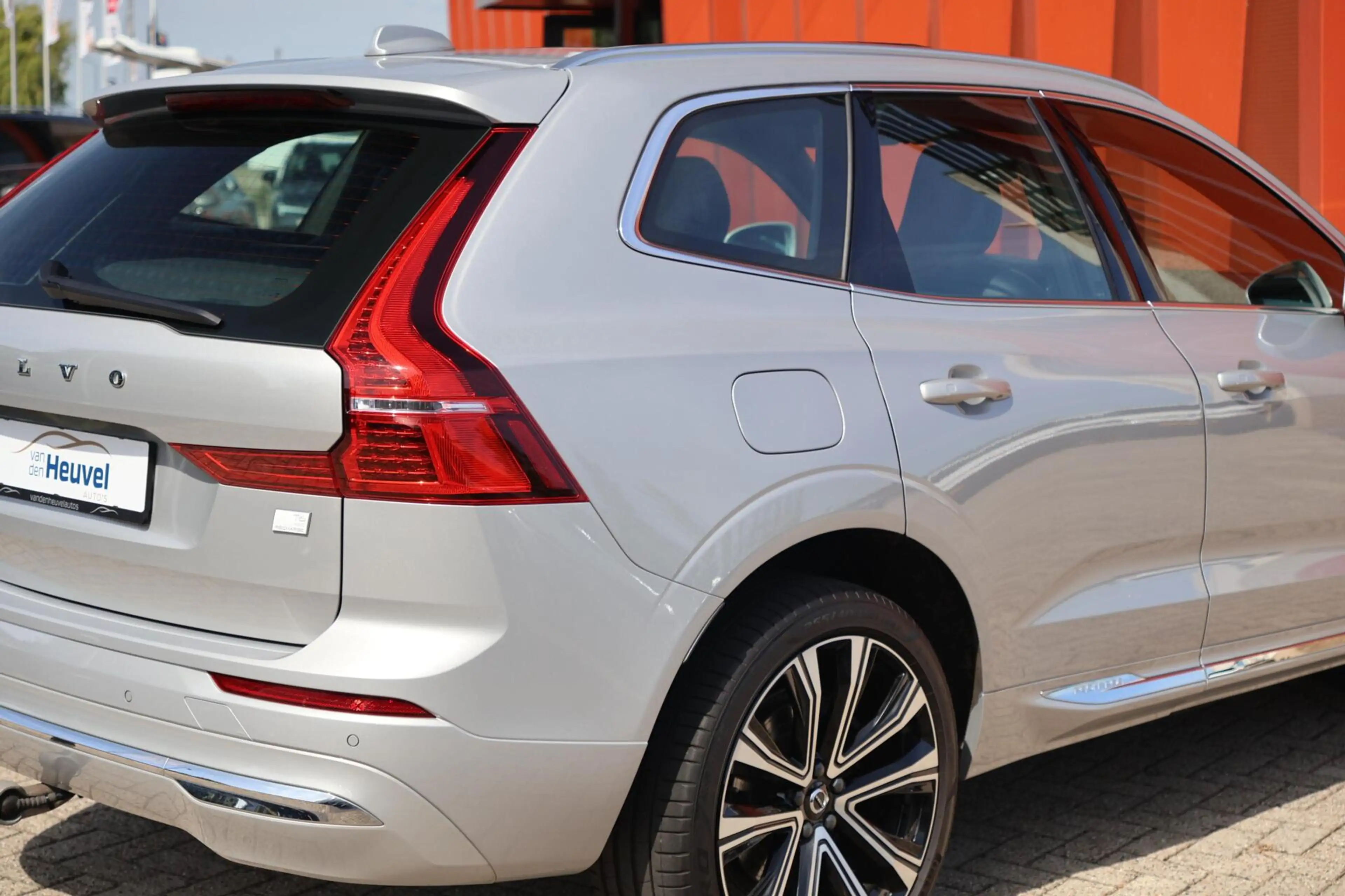 Volvo XC60 T6 Recharge AWD Plus Bright | Stoelverwarming | Tr — photo 12