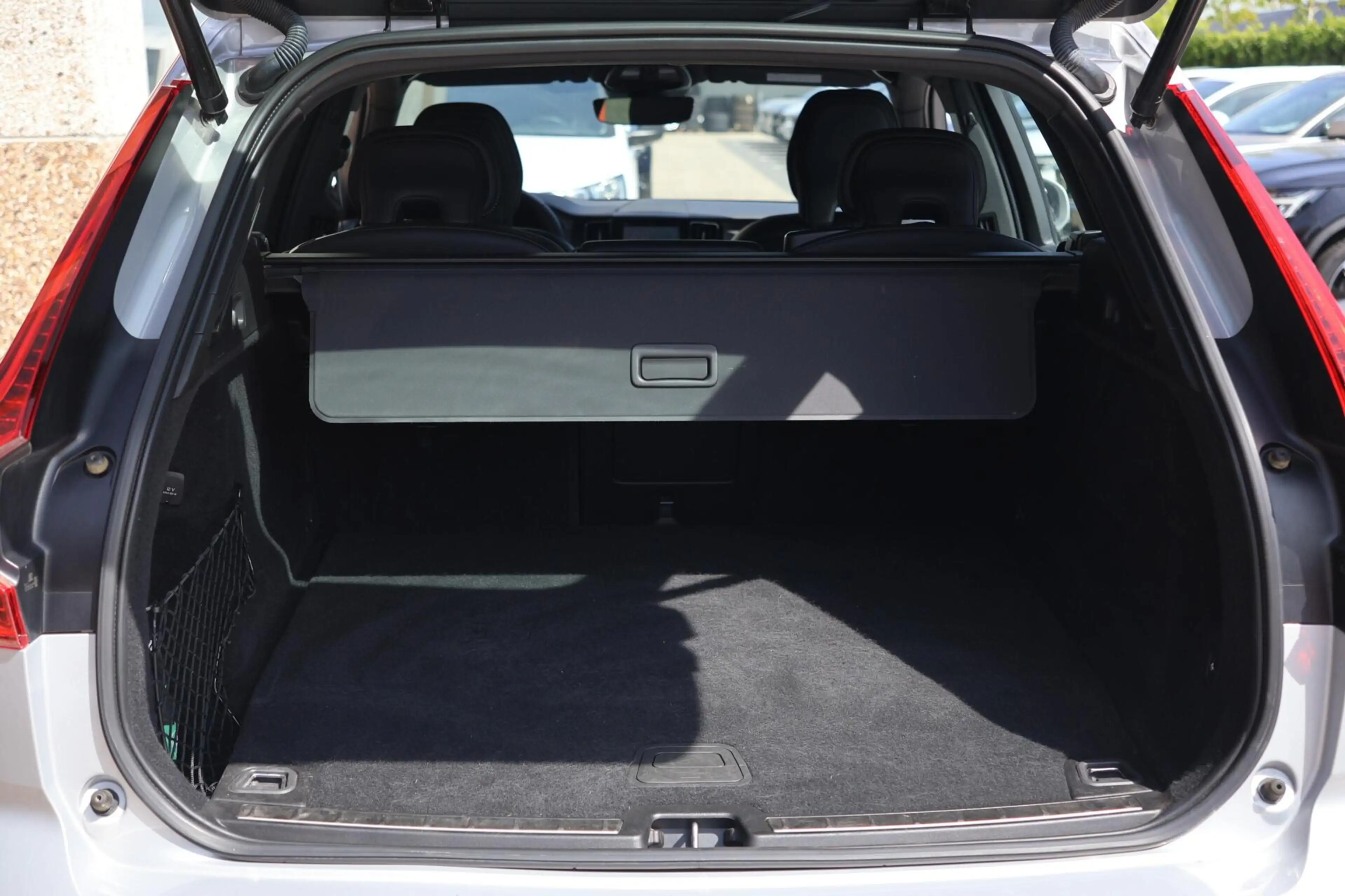 Volvo XC60 T6 Recharge AWD Plus Bright | Stoelverwarming | Tr — photo 15