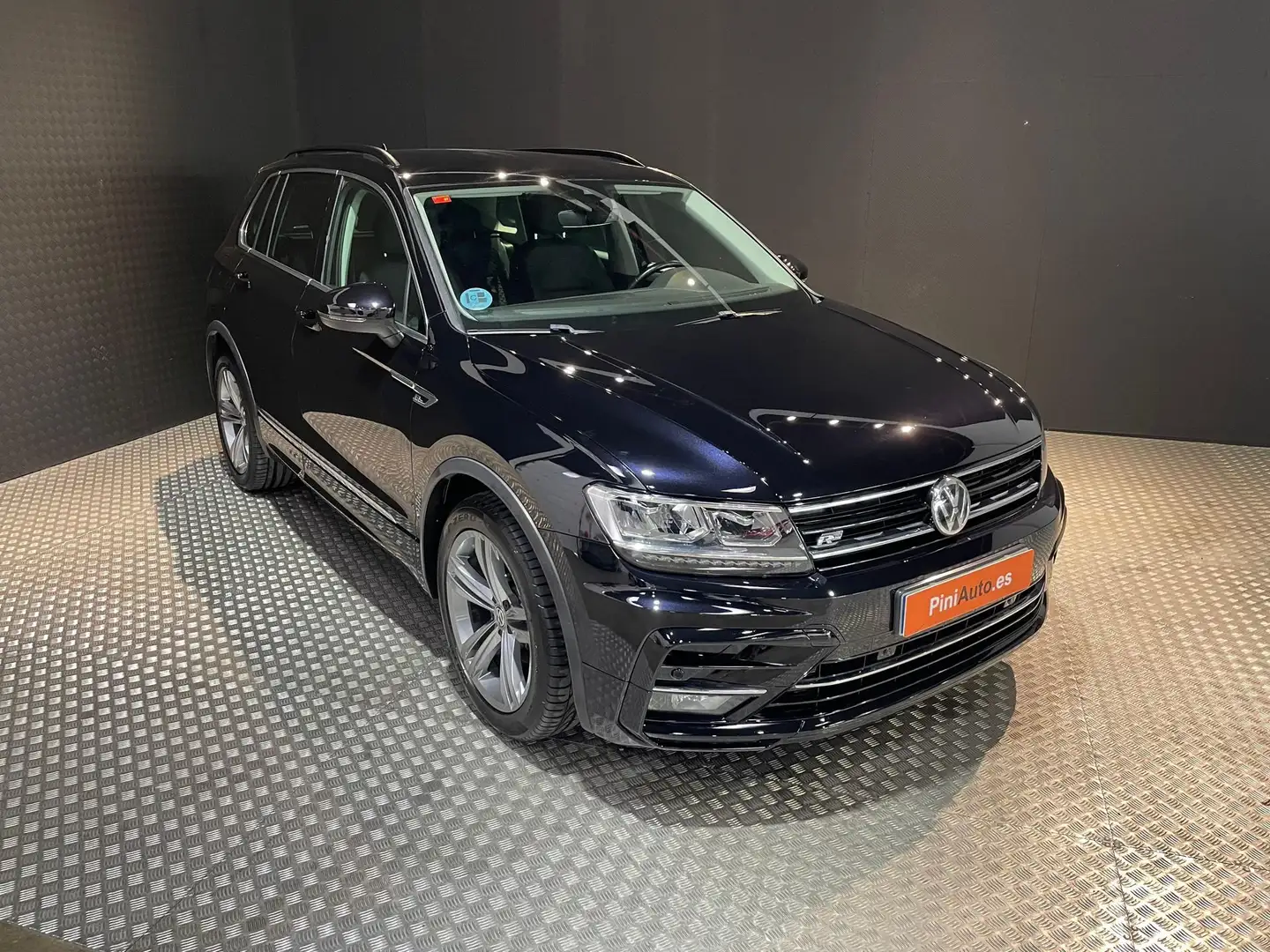 Volkswagen Tiguan Allspace 2.0TDI Advance DSG 110kW Zwart - 2