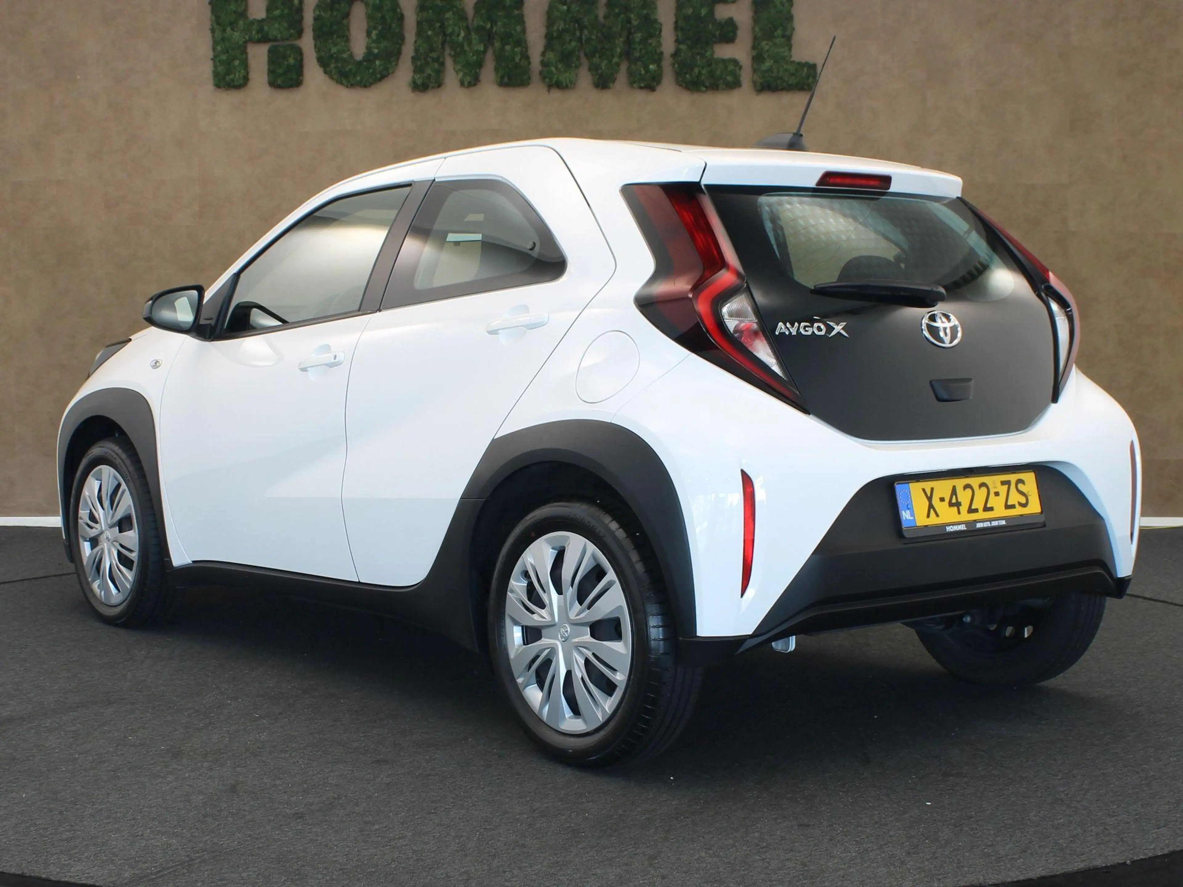 Toyota Aygo X 1.0 VVT-i MT Play - ORIGINEEL NEDERLANDSE AUTO - A — photo 14
