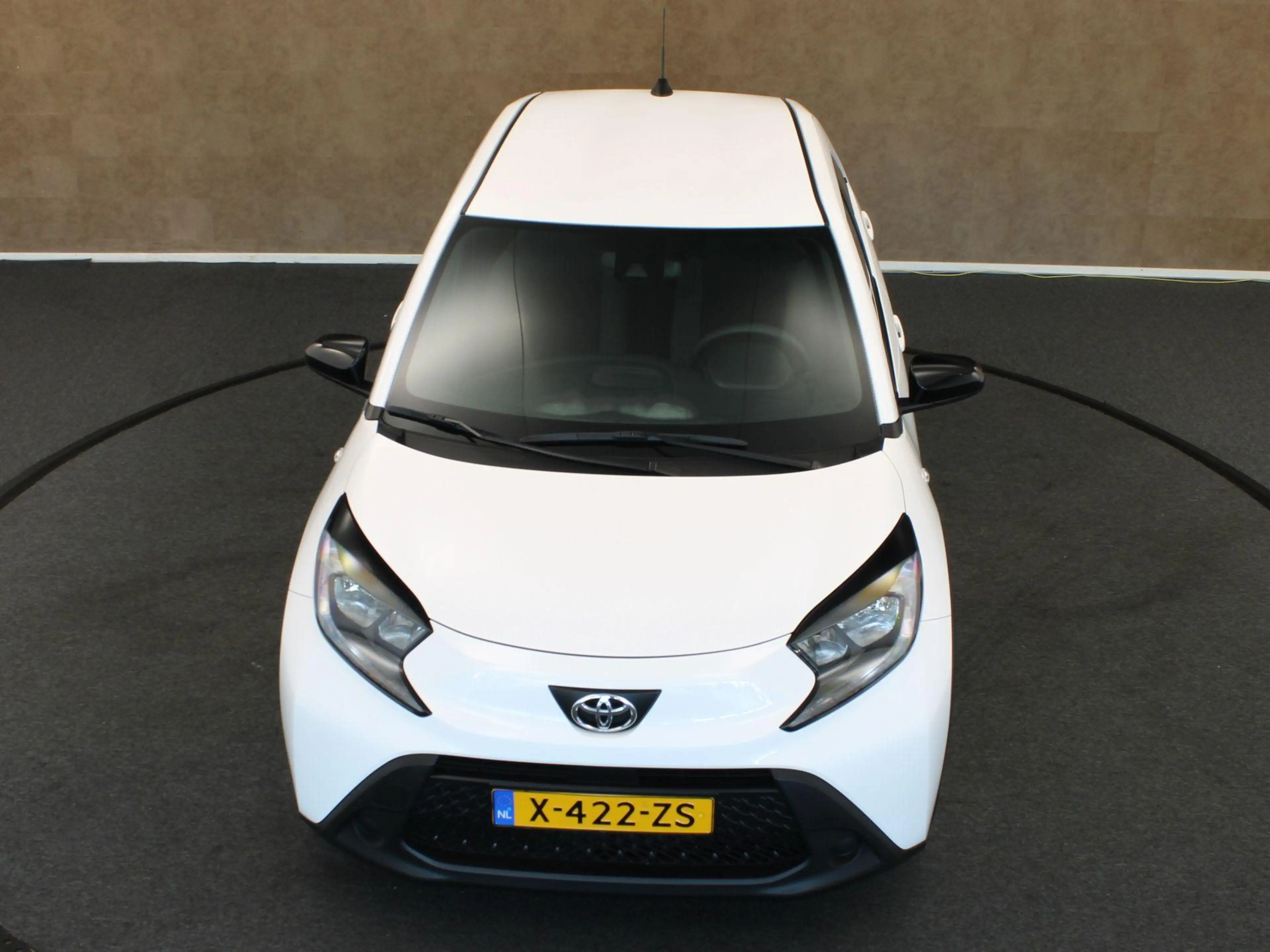 Toyota Aygo X 1.0 VVT-i MT Play - ORIGINEEL NEDERLANDSE AUTO - A — photo 15
