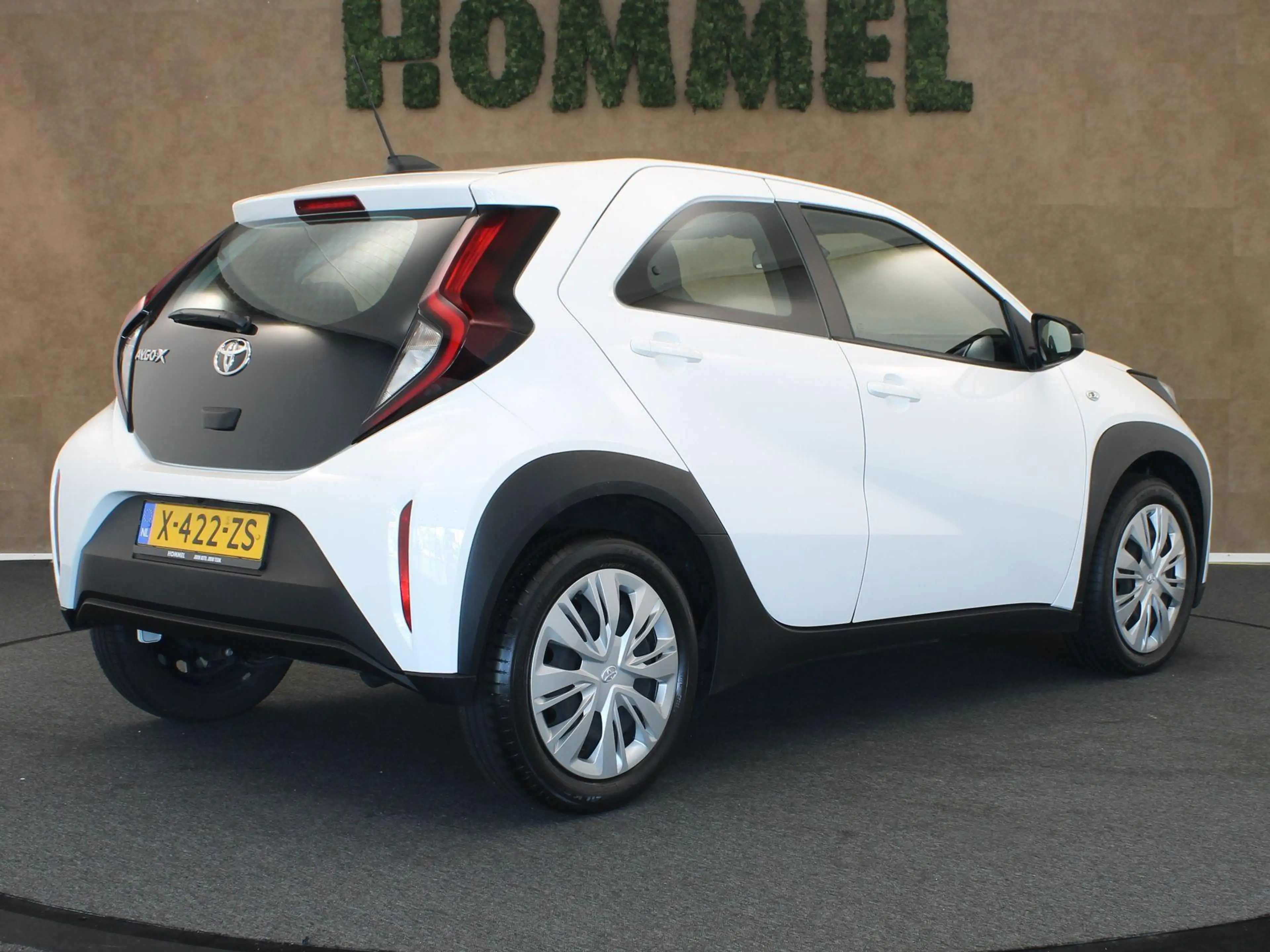 Toyota Aygo X 1.0 VVT-i MT Play - ORIGINEEL NEDERLANDSE AUTO - A — photo 6