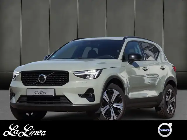 Volvo XC40 T4 Plug In Hybrid 2WD Ultimate Dark