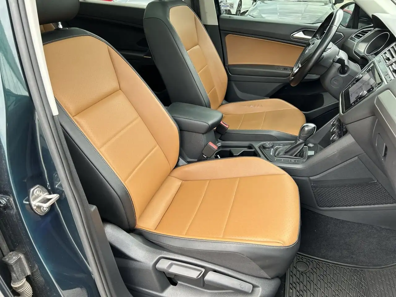Volkswagen Tiguan снимка Volkswagen Tiguan