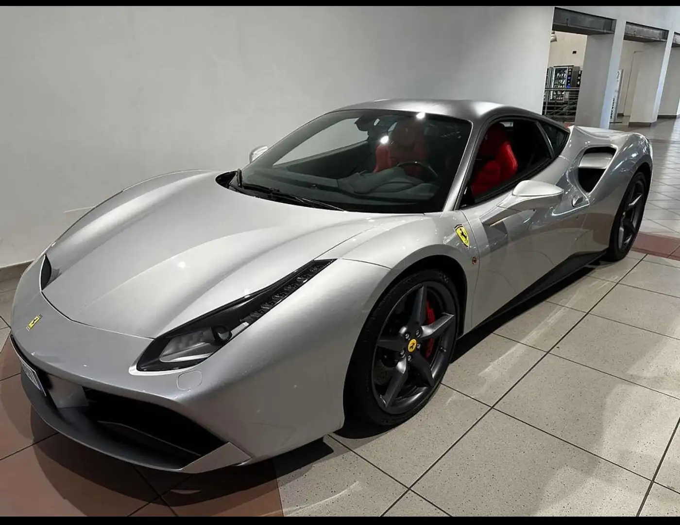 Ferrari 488 Coupe 3.9 GTB dct (Ferrari Atelier) - 1