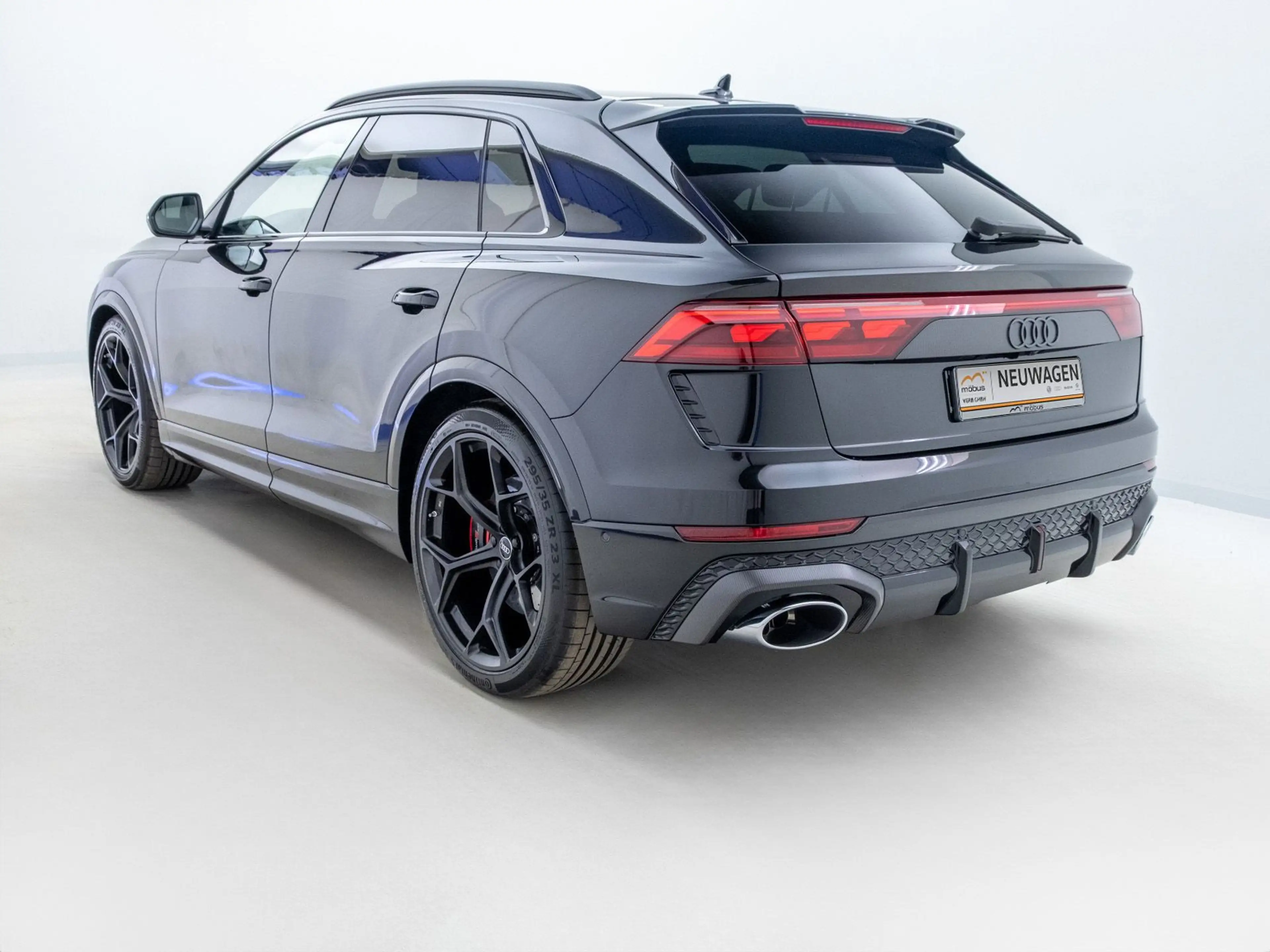Audi RS Q8 SUV performance*AHK*PANO*B&O*HUD*MATRIX* — photo 4