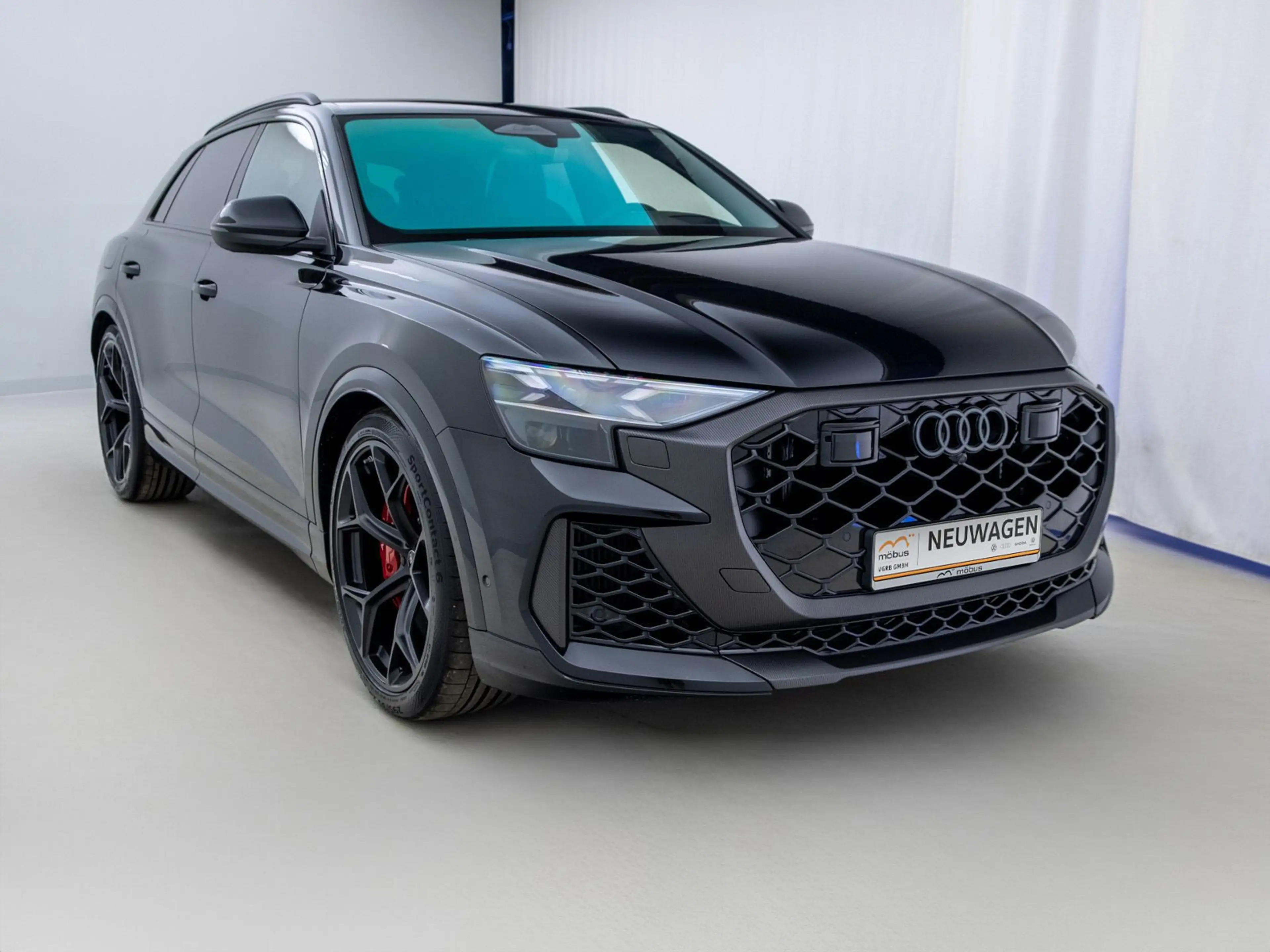 Audi RS Q8 SUV performance*AHK*PANO*B&O*HUD*MATRIX* — photo 3