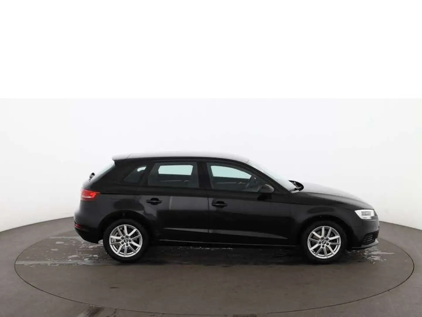 Audi A3 Sportback 30 TFSI XENON SITZHZG TEMP KLIMA PDC Schwarz - 2