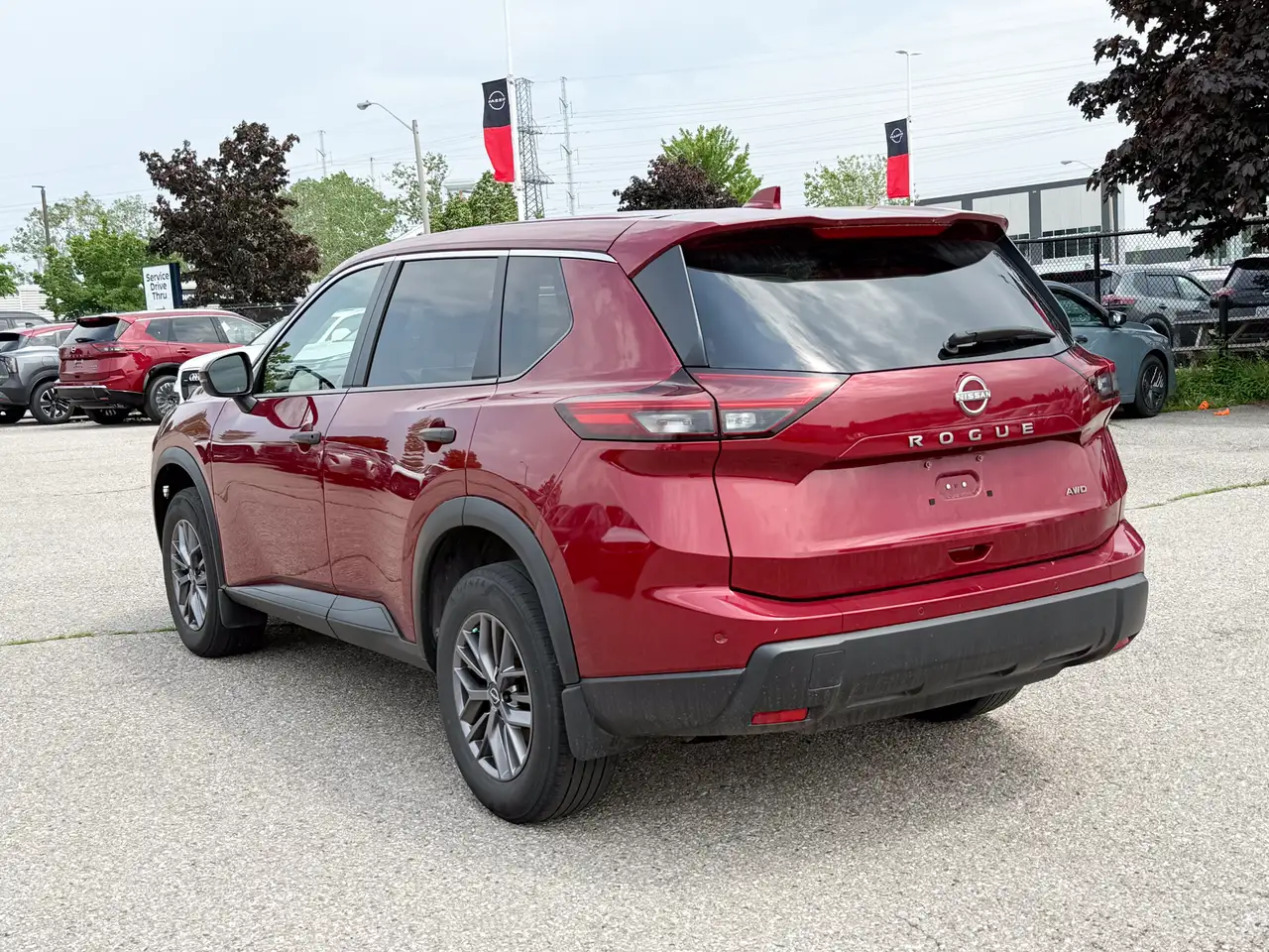 Nissan Rogue снимка Nissan Rogue