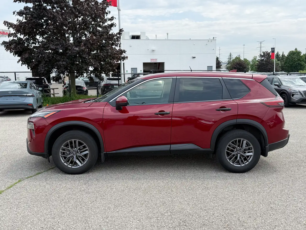 Nissan Rogue снимка Nissan Rogue