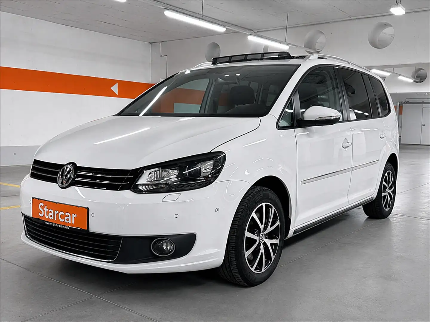 Volkswagen Touran Sky 2,0 BMT TDI DPF DSG Weiß - 2