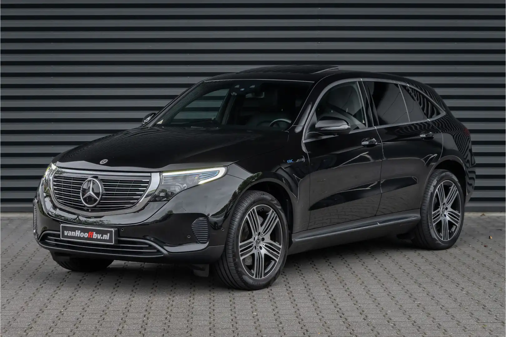 Mercedes-Benz EQC 400 4MATIC Burmester-Schuifdak-Memory Nero - 1