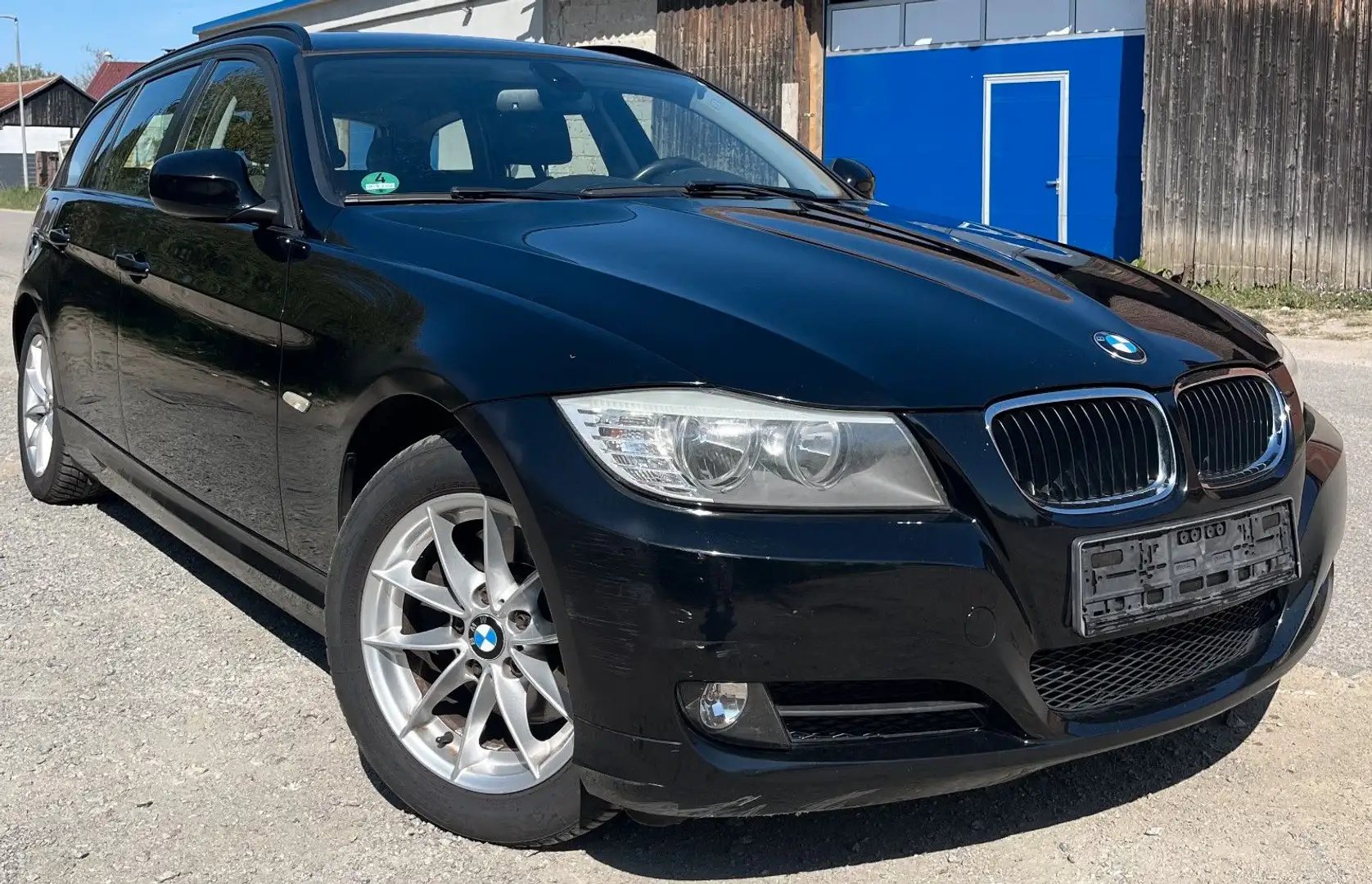 BMW 320 d Touring PDC NAVI 2.Hand SITZHEIZUNG TOP Noir - 1
